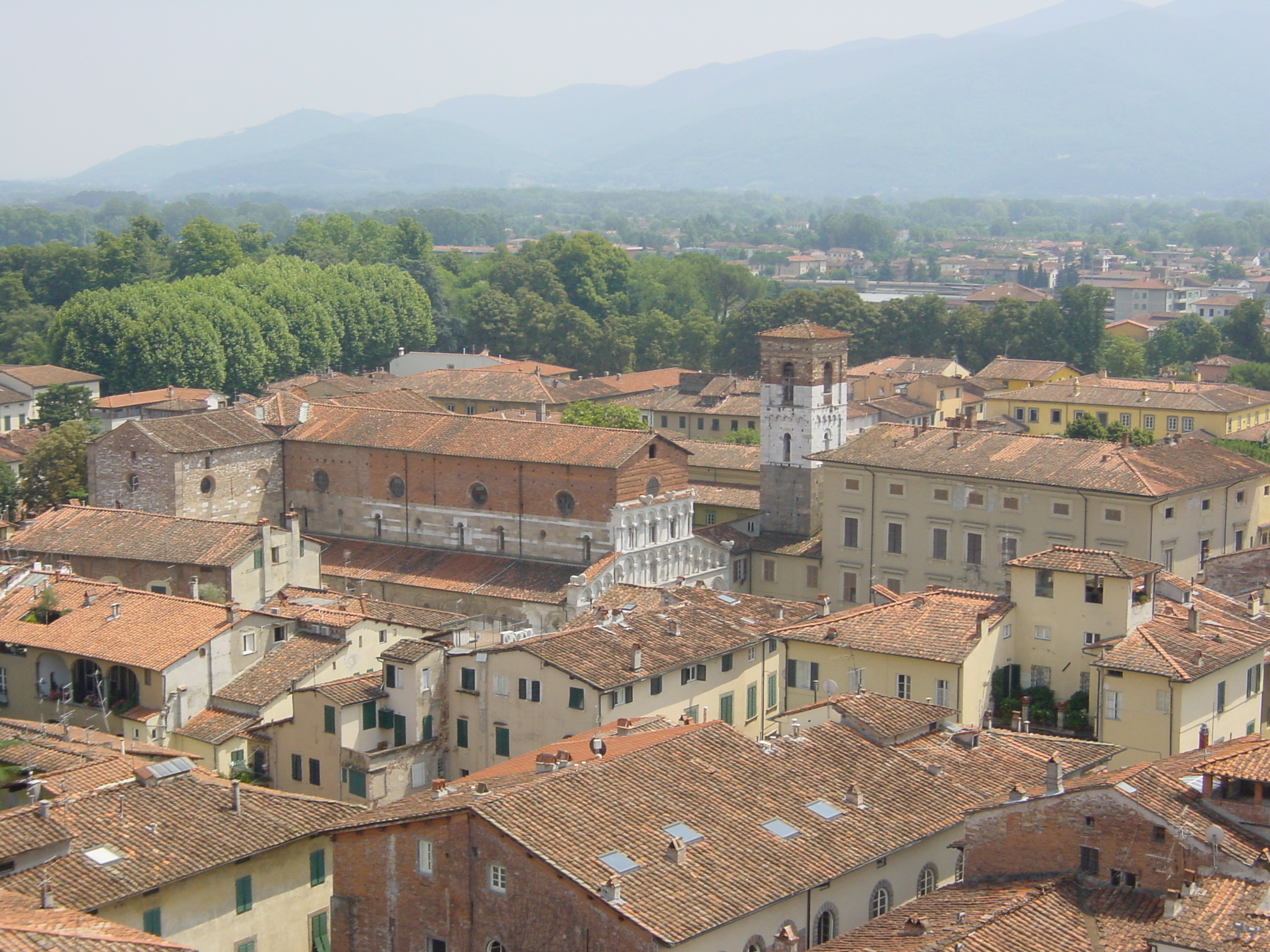 รูปถ่าย อิตาลี(Italy) ลุคคา(Lucca) 2002-07 113