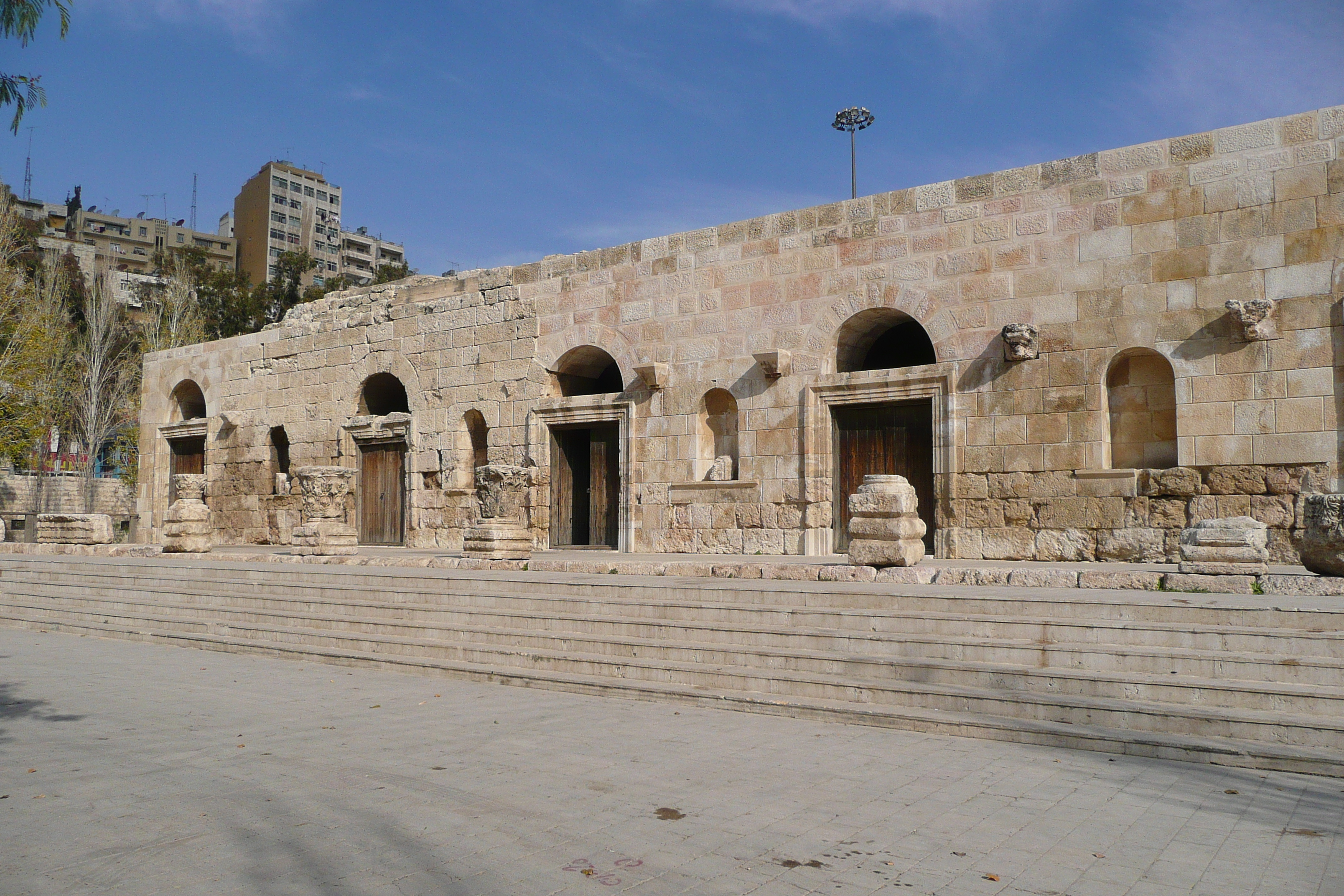 รูปถ่าย จอร์แดน(Jordan) อัมมาน(Amman) โรงละครโรมัน(Roman Theater) 2007-12 11