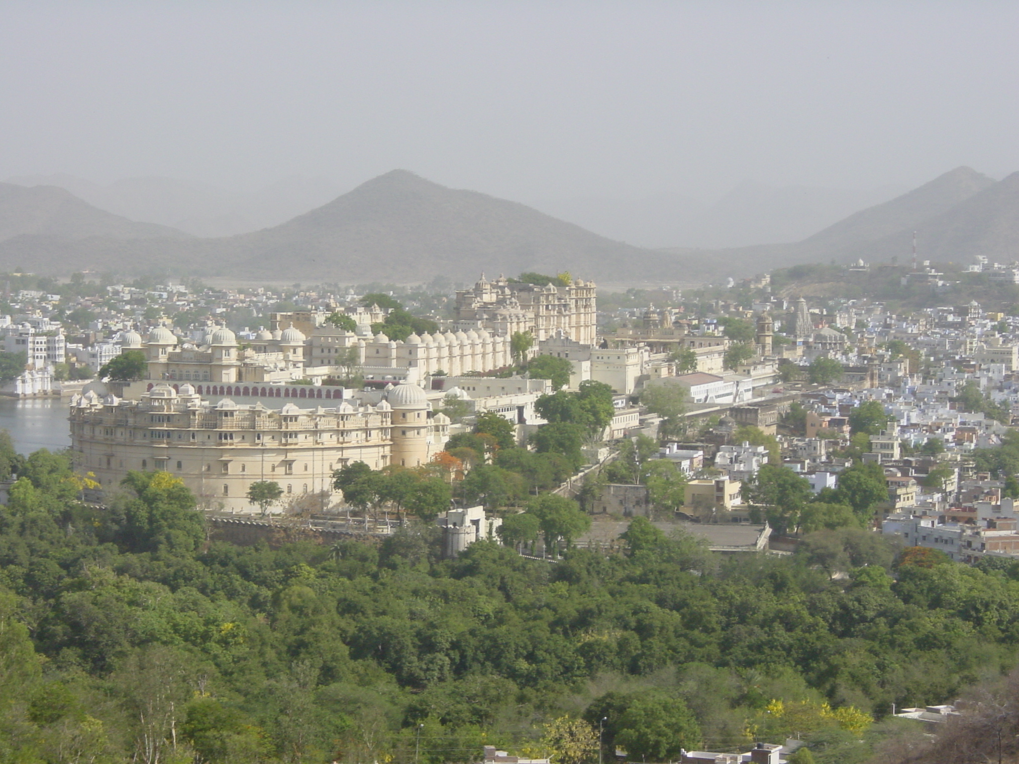 รูปถ่าย อินเดีย(India) อูไดปูร์(Udaipur) 2003-05 24