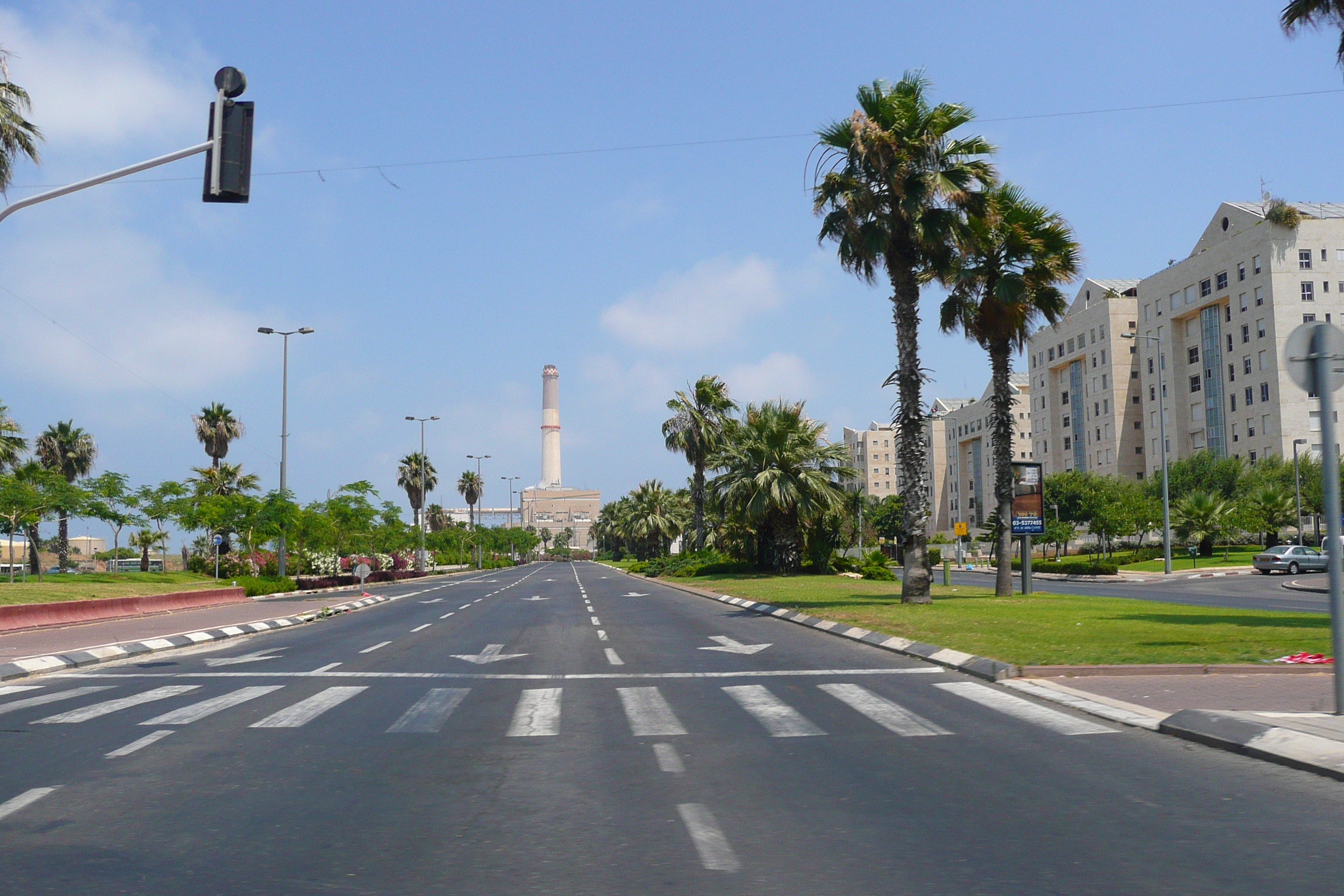 รูปถ่าย อิสราเอล(Israel) เทลอาวีฟ(Tel Aviv) ถนนโรกัค(Rokach Street) 2007-06 19