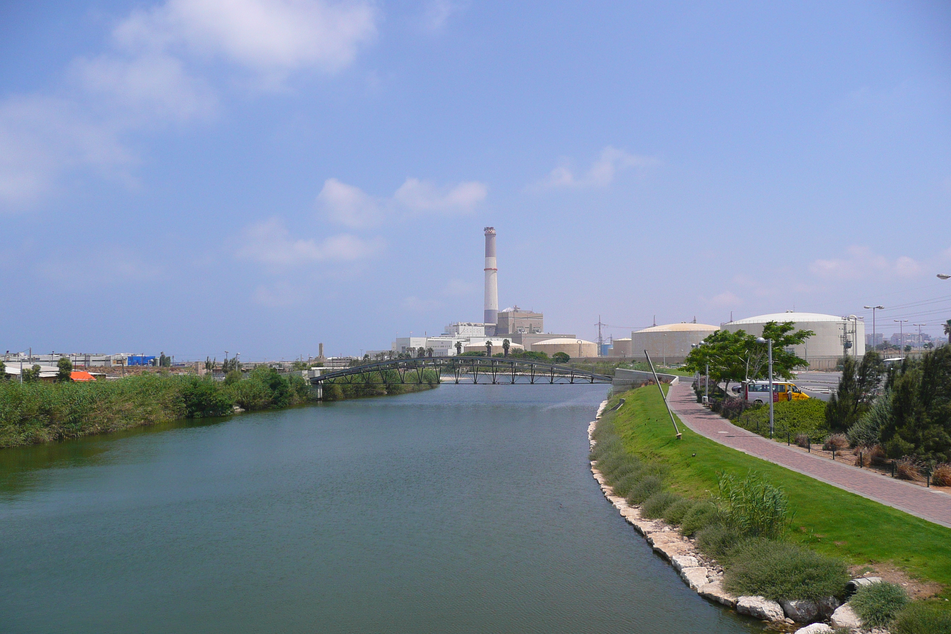 รูปถ่าย อิสราเอล(Israel) เทลอาวีฟ(Tel Aviv) ถนนโรกัค(Rokach Street) 2007-06 20