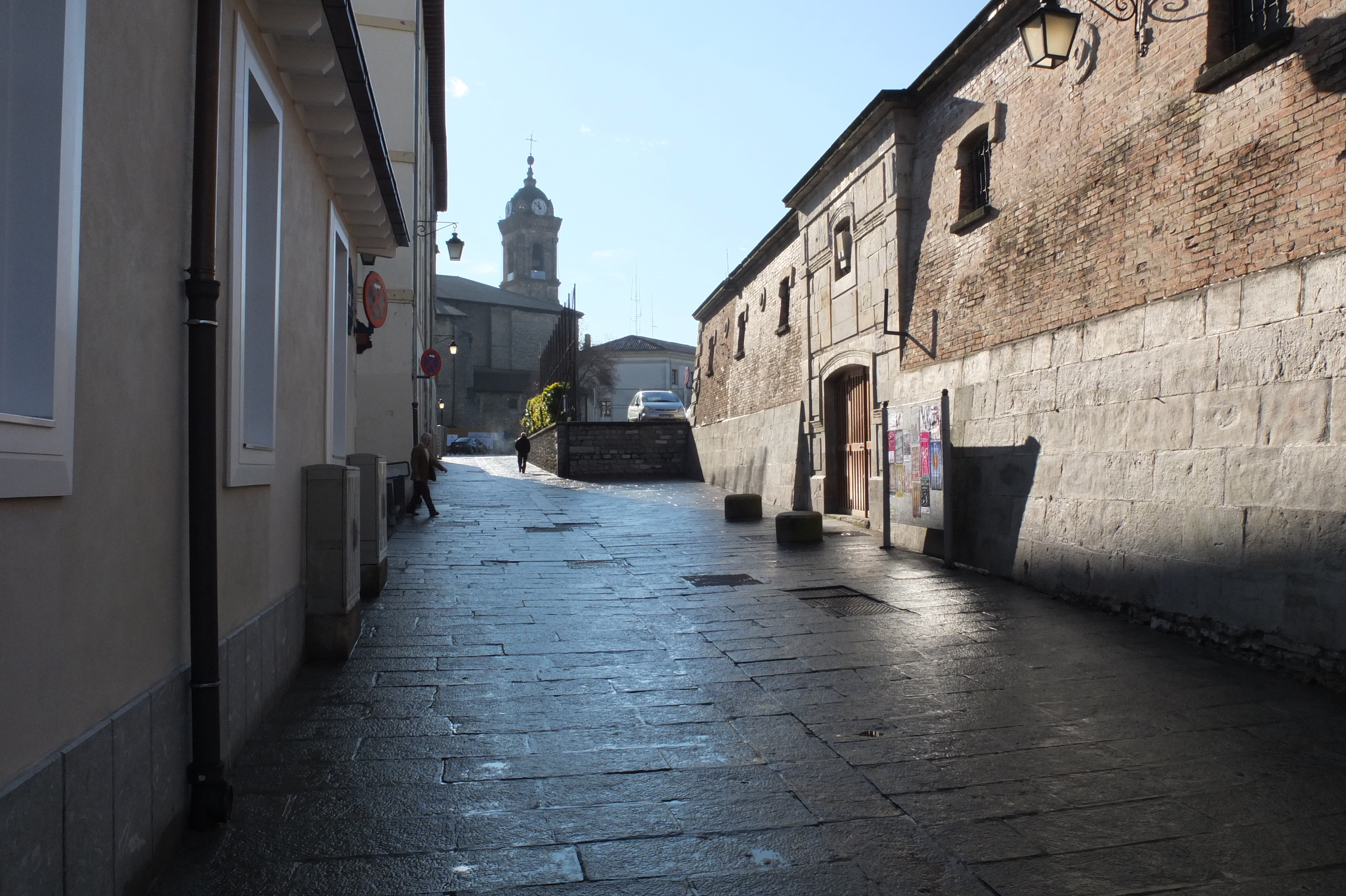 รูปถ่าย สเปน(Spain) บิโตเรีย-กัสเตซ(Vitoria Gasteiz) 2013-01 10