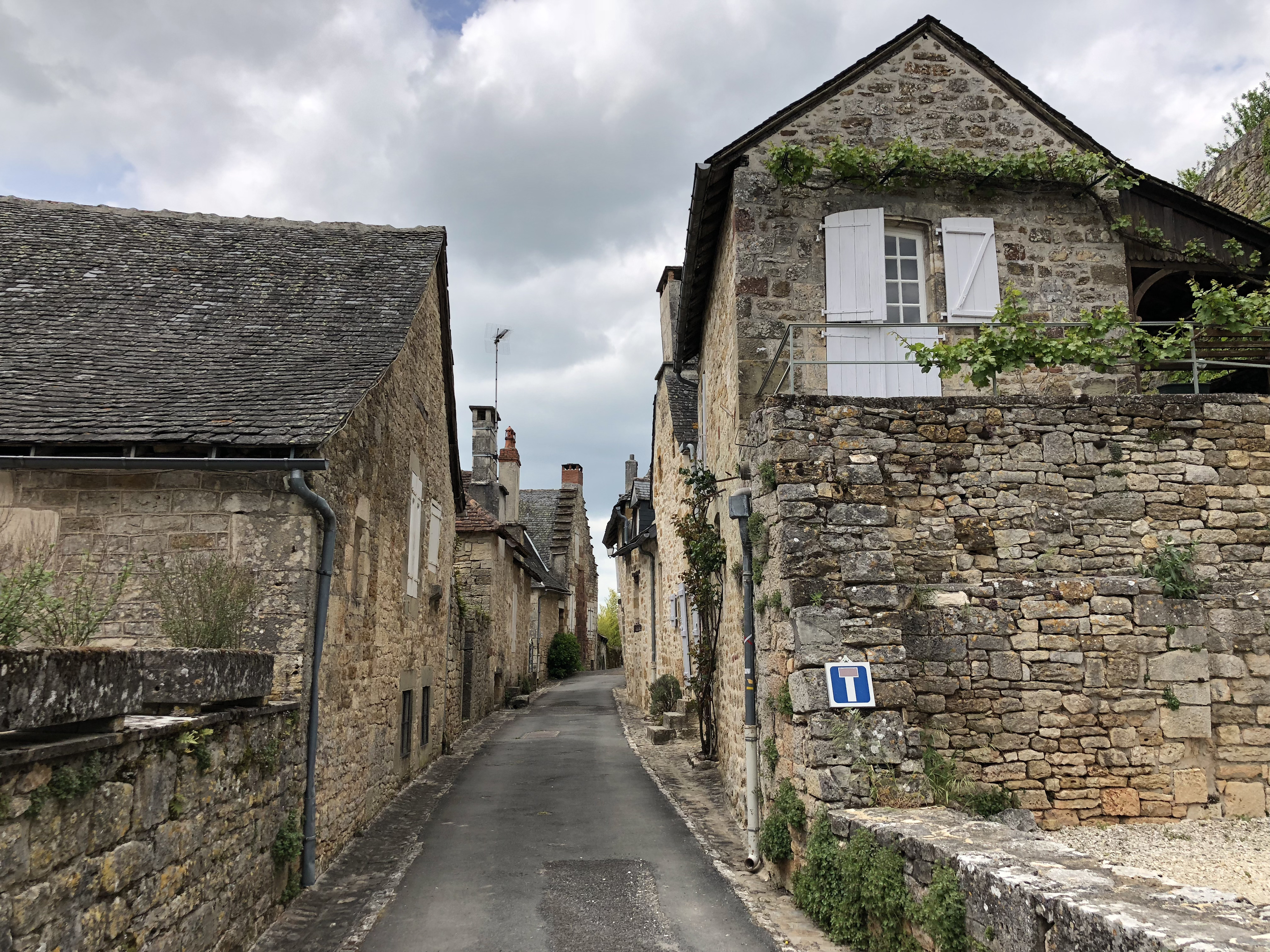 รูปถ่าย ฝรั่งเศส(France) ตูแรน(Turenne) 2018-04 24