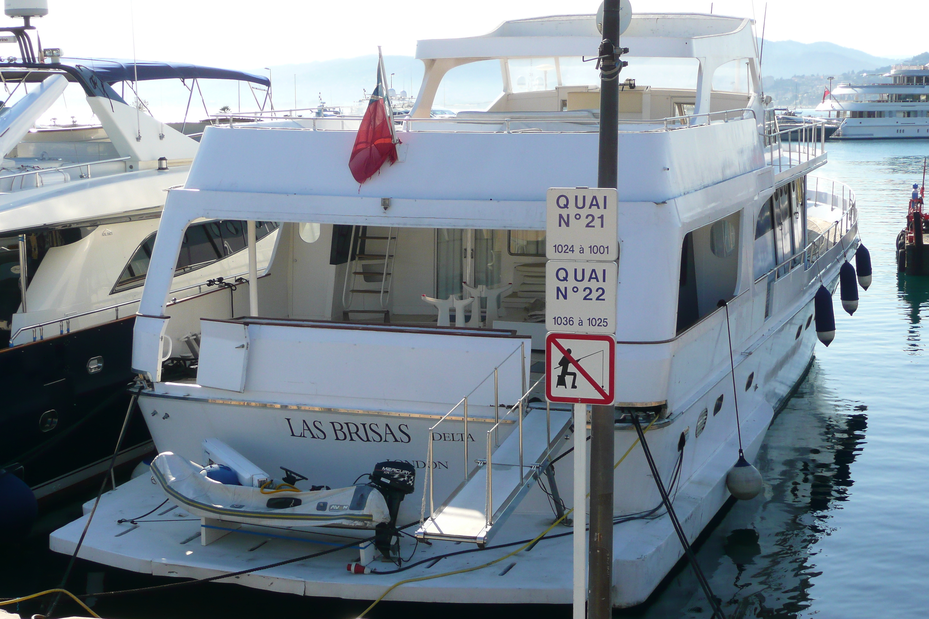 รูปถ่าย ฝรั่งเศส(France) คานส์(Cannes) ท่าเรือปีแยร์ก็องโต(Port Pierre Canto) 2008-05 15