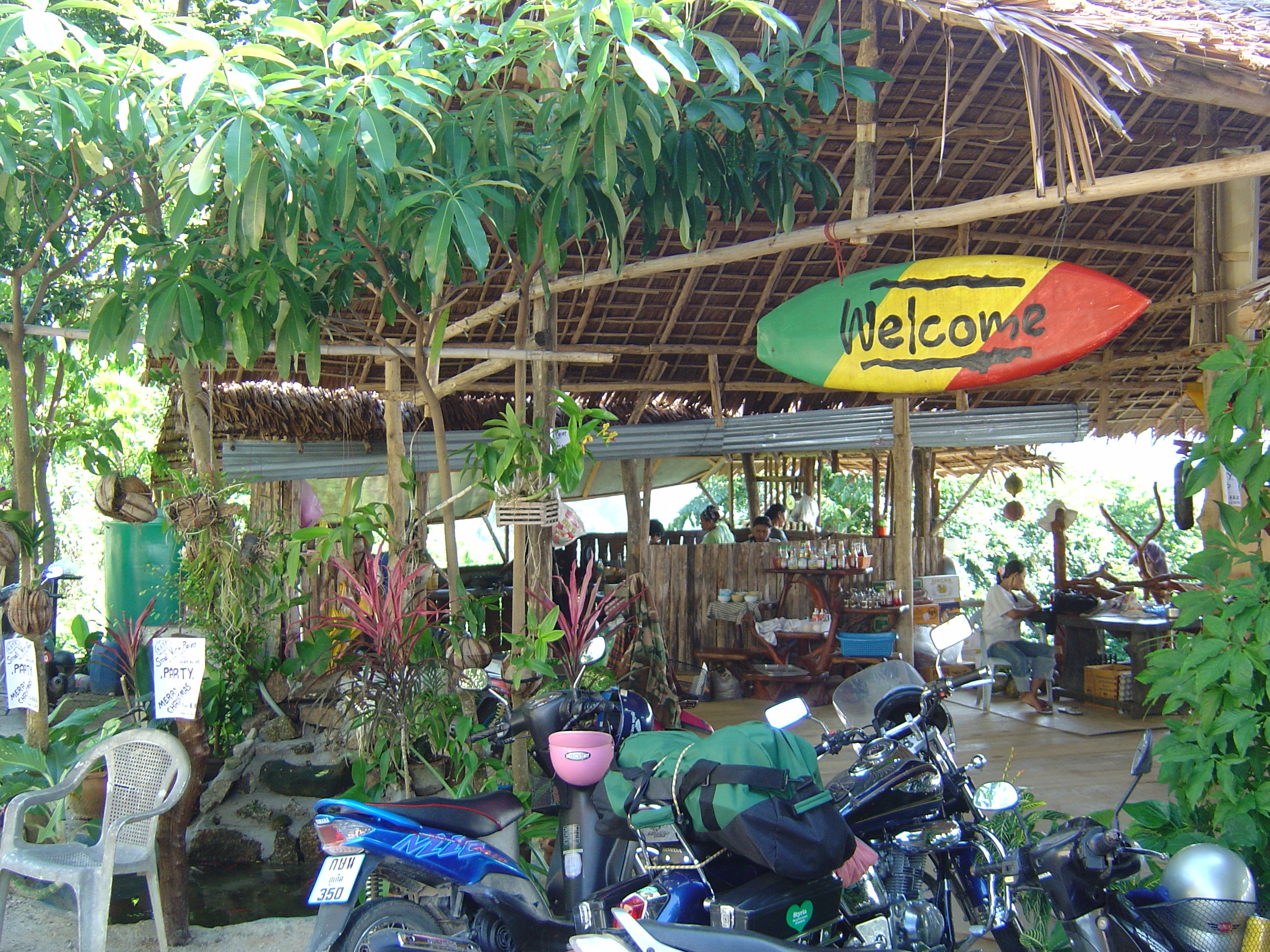 รูปถ่าย ไทย(Thailand) ภูเก็ต(Phuket) จุดชมวิวกะตะกะรน(Kata Karon Viewpoint) 2005-12 20