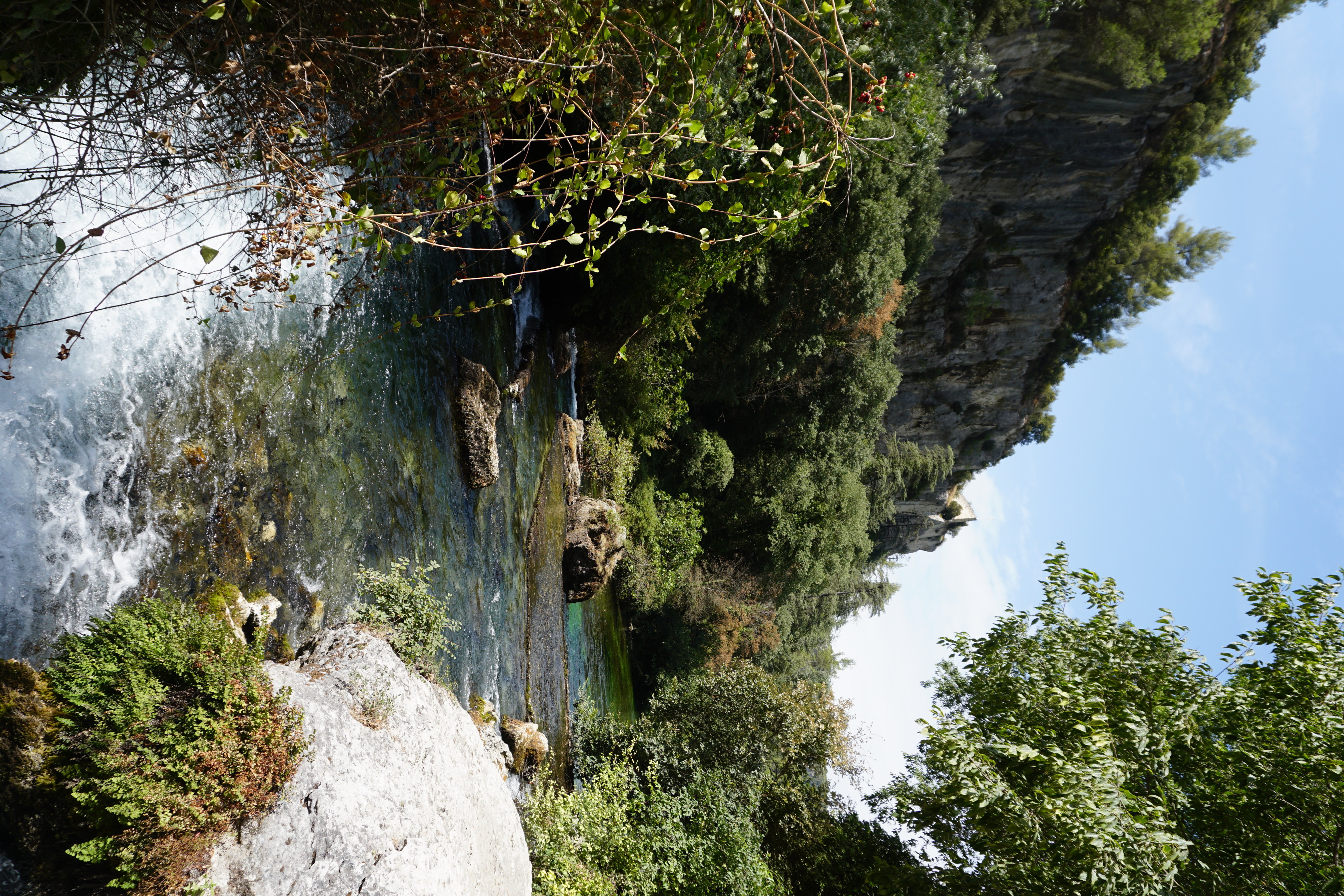 รูปถ่าย ฝรั่งเศส(France) ฟงแตน-เดอ-โวกลูซ(Fontaine-de-Vaucluse) 2017-08 61