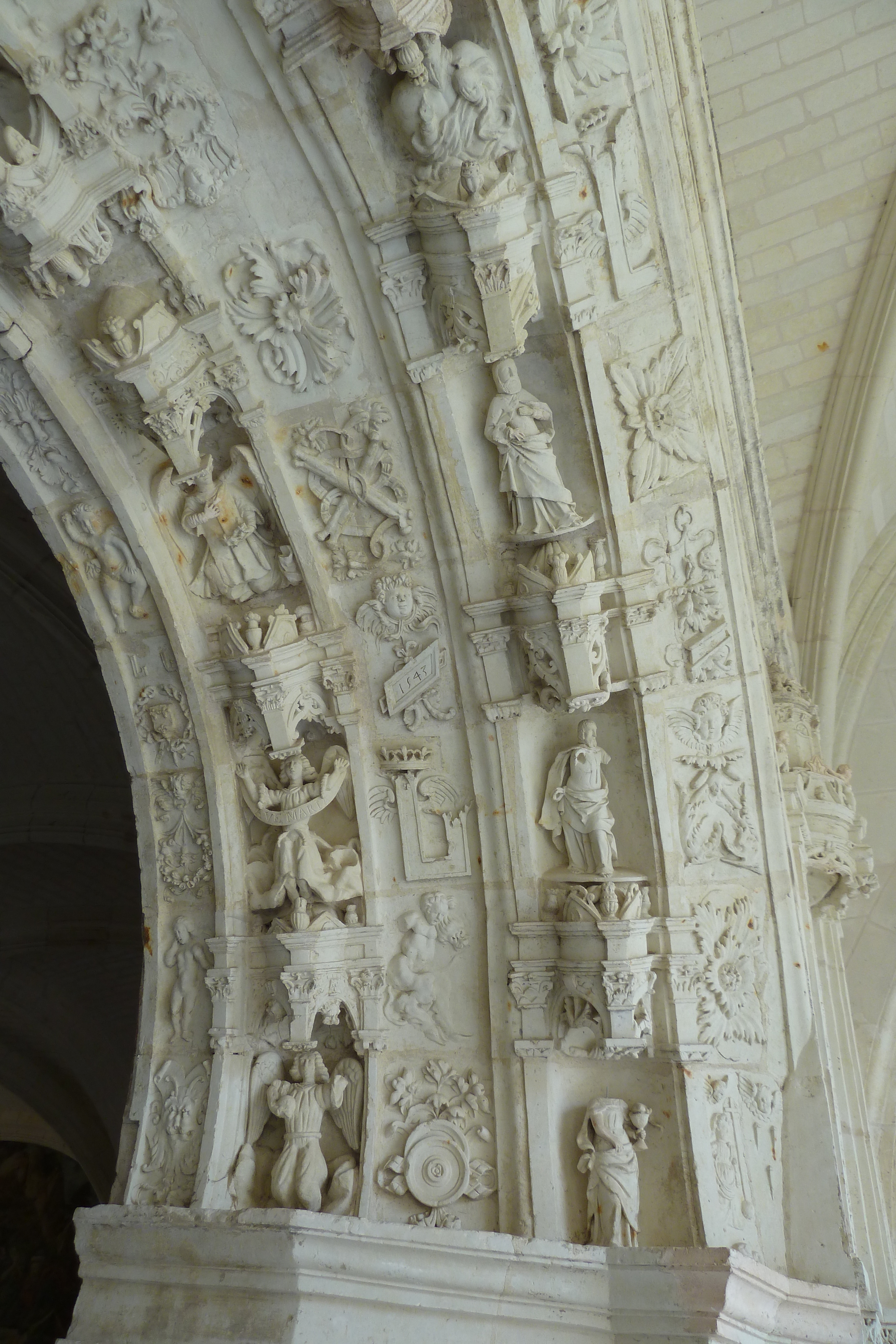 รูปถ่าย ฝรั่งเศส(France) ฟงเตอโวร์(Fontevraud) 2011-05 1