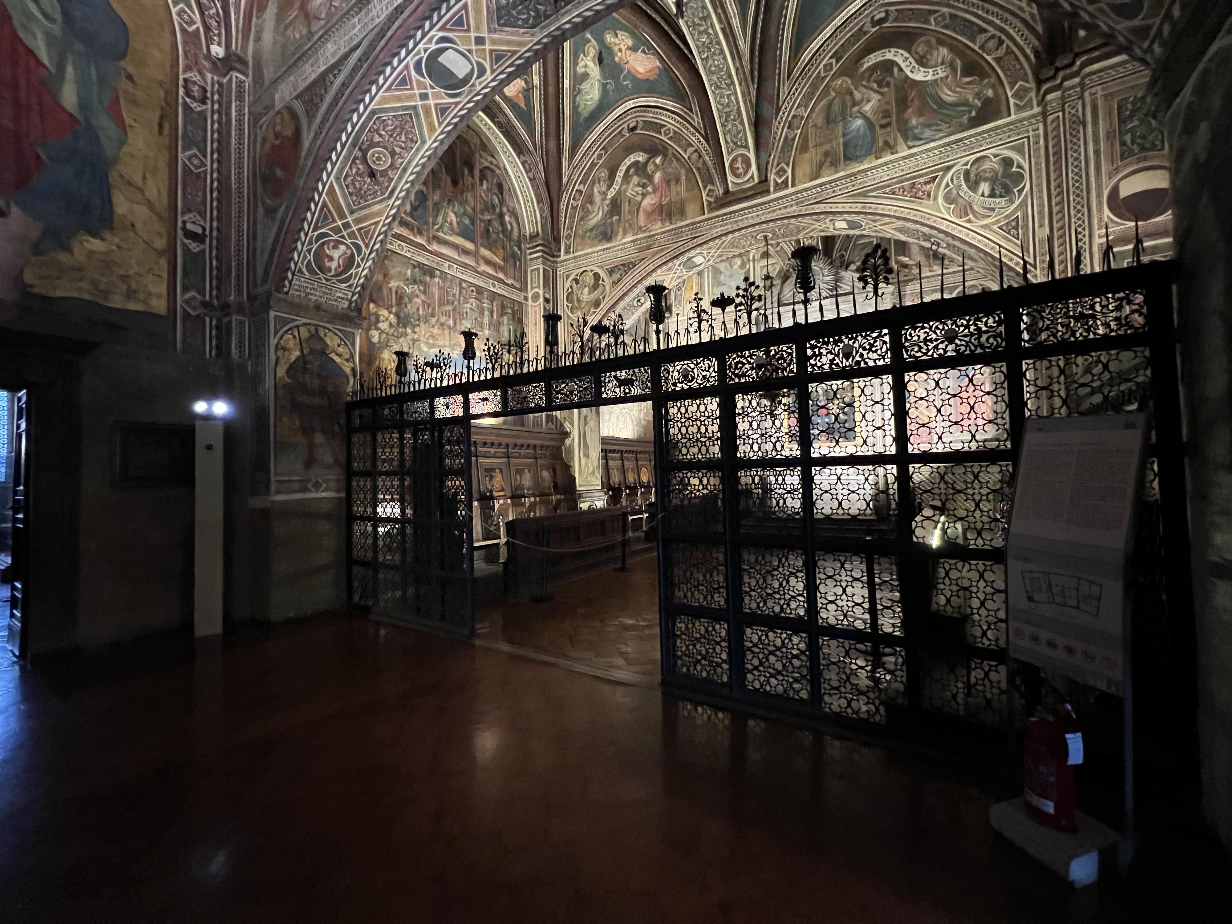 รูปถ่าย อิตาลี(Italy) ซีเอน่า(Siena) วังปุบบลีโก(Palazzo Pubblico) 2021-09 53