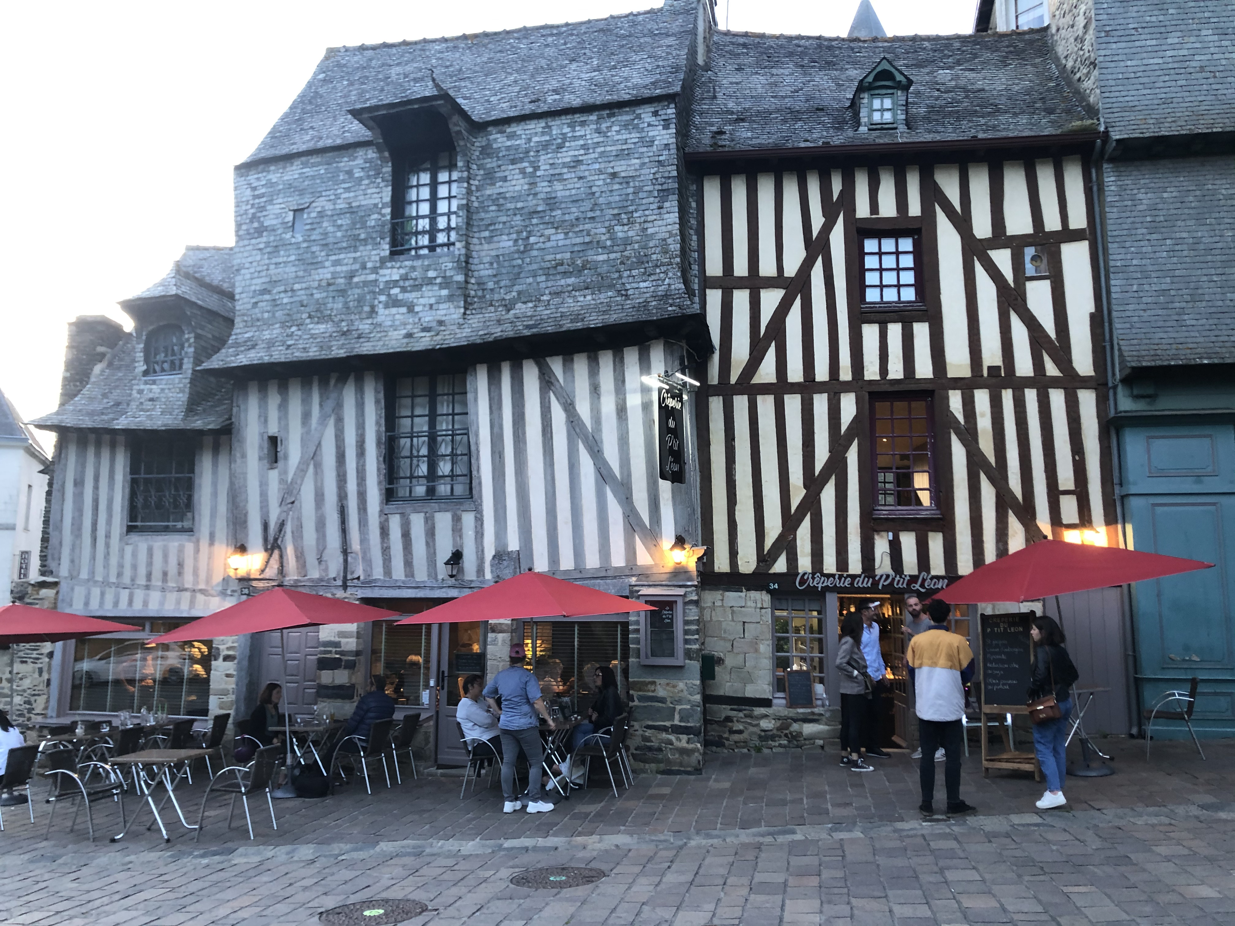 รูปถ่าย ฝรั่งเศส(France) วีเทร(Vitre) 2020-06 28
