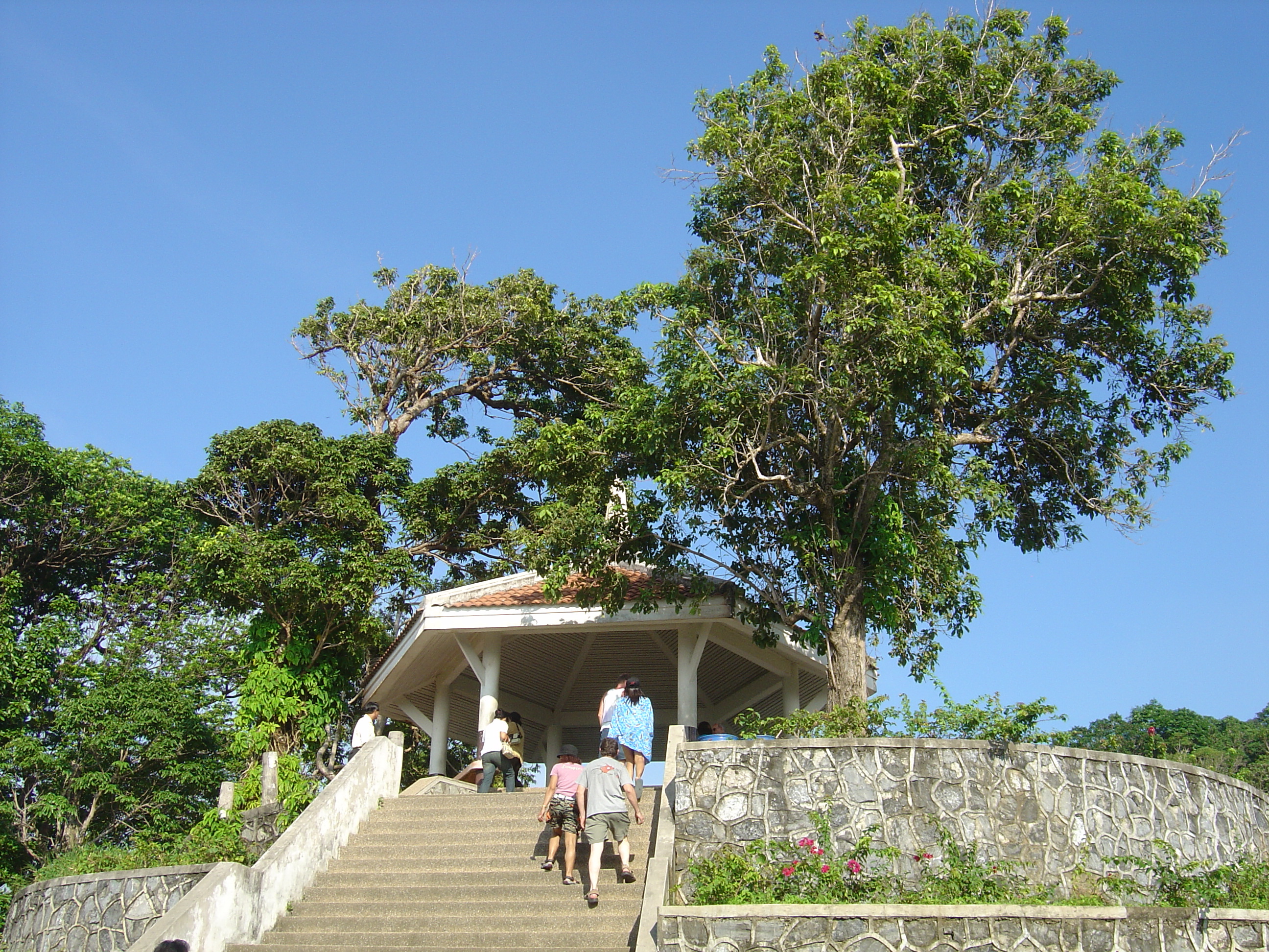 รูปถ่าย ไทย(Thailand) ภูเก็ต(Phuket) จุดชมวิวกะตะกะรน(Kata Karon Viewpoint) 2005-12 19