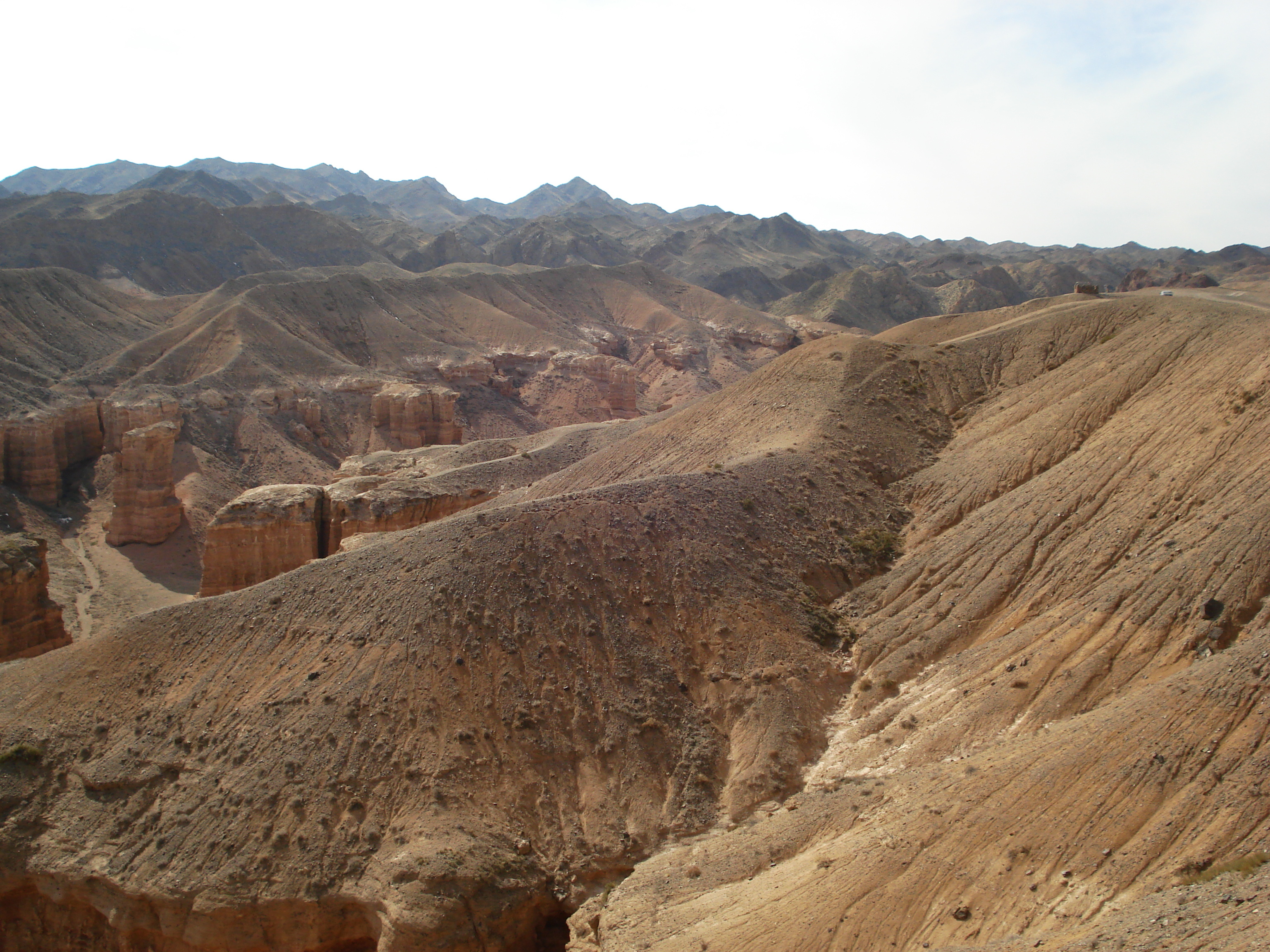 รูปถ่าย คาซัคสถาน(Kazakhstan) หุบผาชารึน(Charyn Canyon) 2007-03 219
