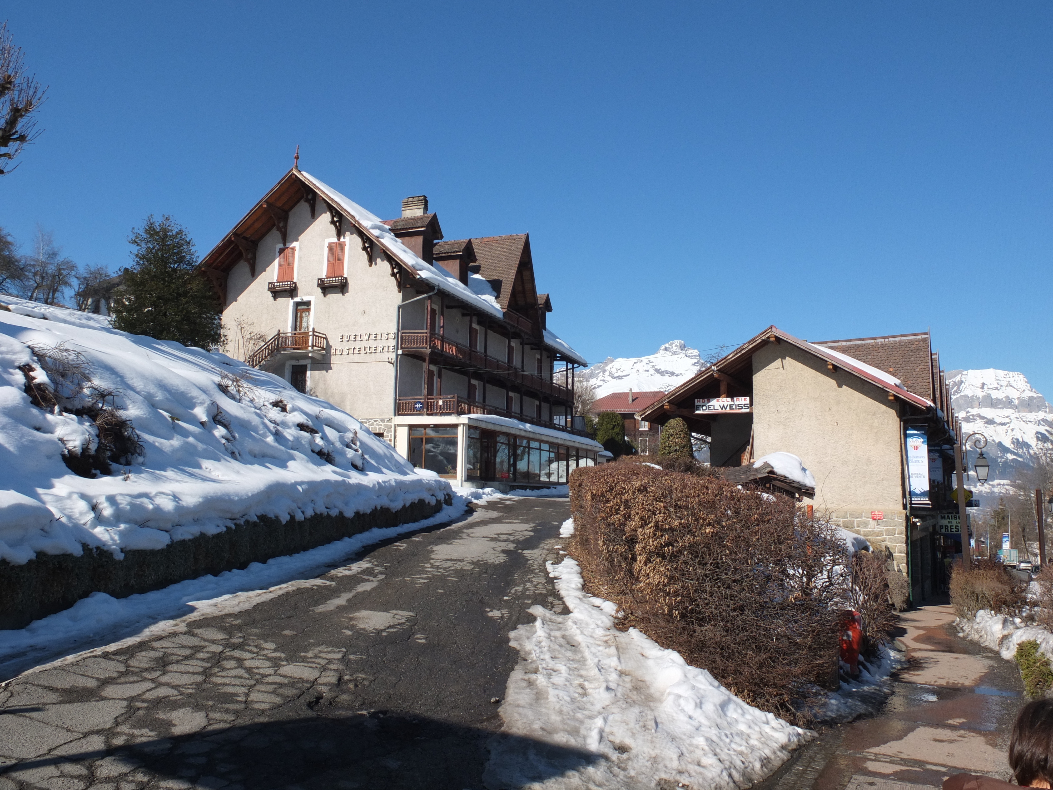 รูปถ่าย ฝรั่งเศส(France) ก็องบลู(Combloux) 2012-02 111