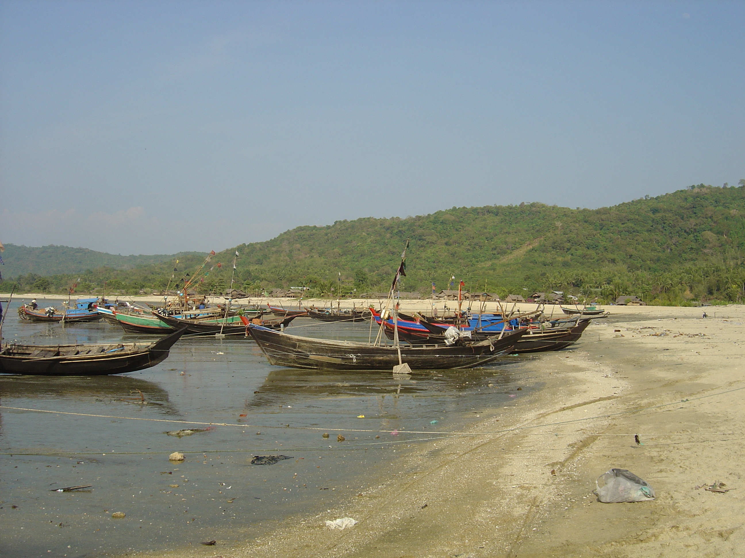 รูปถ่าย พม่า(Myanmar) หาดหม่องมะกัน(Maungmagan beach) 2005-01 30