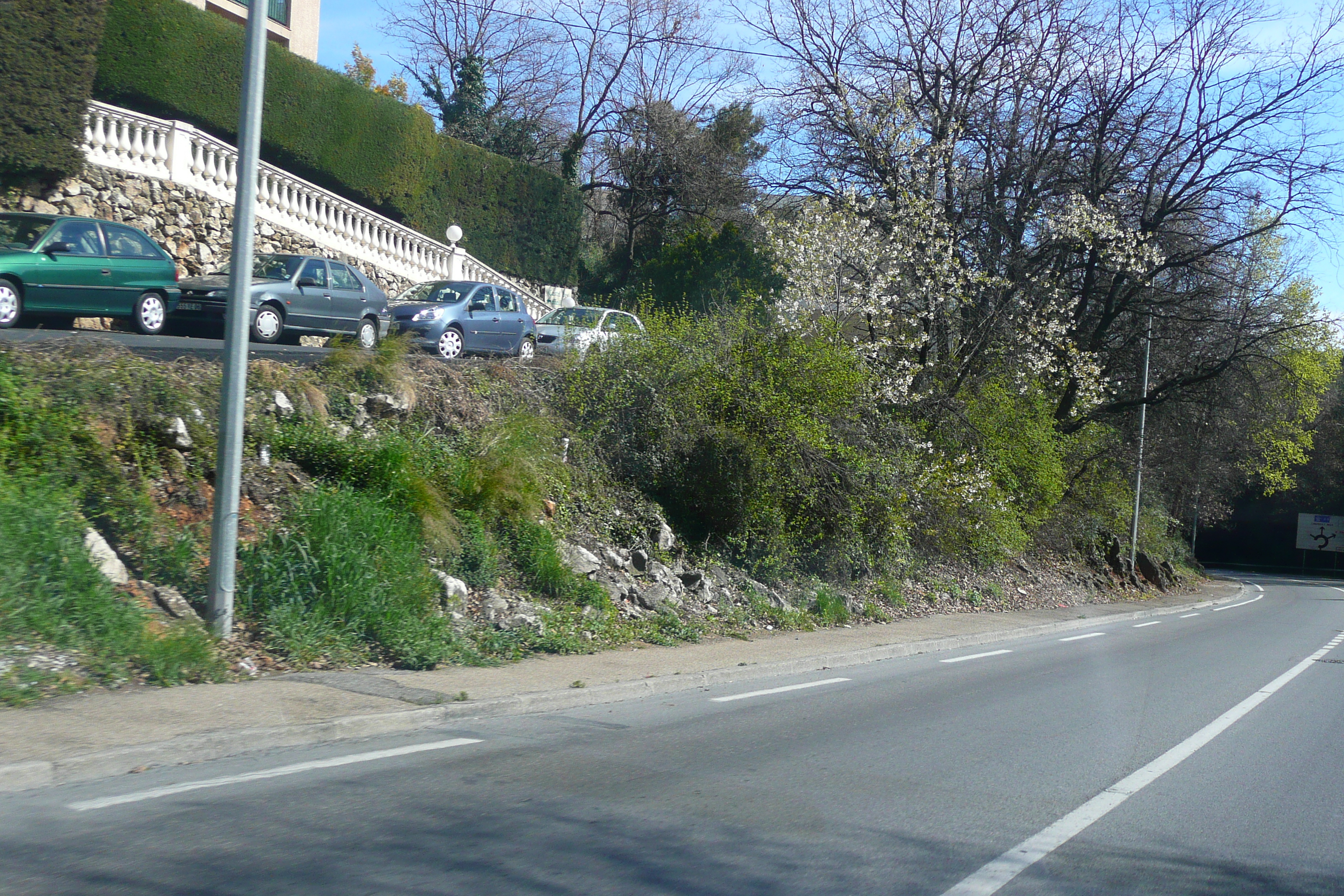 รูปถ่าย ฝรั่งเศส(France) เฟรนช์ริวิเอรา(French Riviera) ถนนจากว็องส์ไปกาญ(Vence to Cagnes road) 2008-03 37