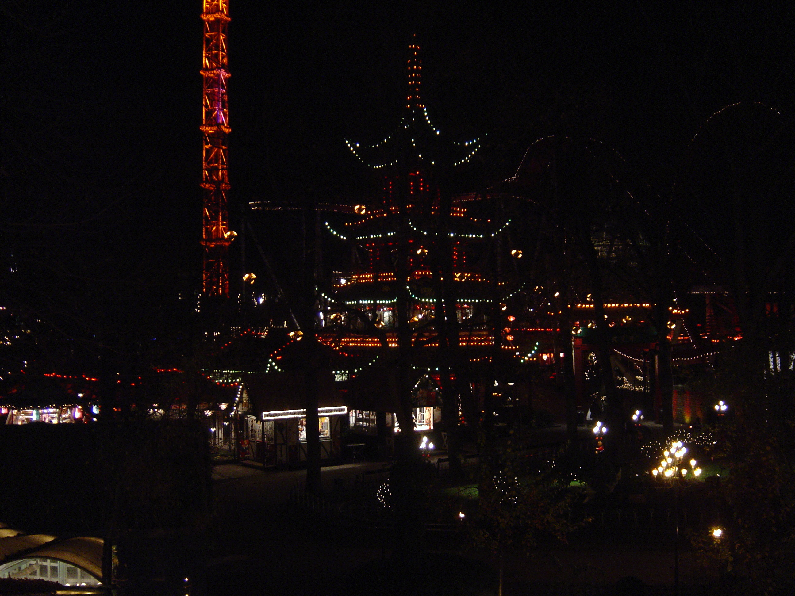 รูปถ่าย เดนมาร์ก(Denmark) โคเปนเฮเกน(Copenhagen) สวนสาธารณะทิโวลี(Tivoli Park) 2004-11 4