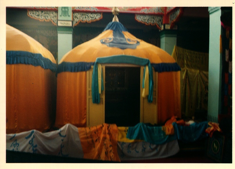 รูปถ่าย จีน(China) ออร์ดอส(Ordos) สุสานเจงกิสข่าน(Genghis Khan Mausoleum) 1994-07 8
