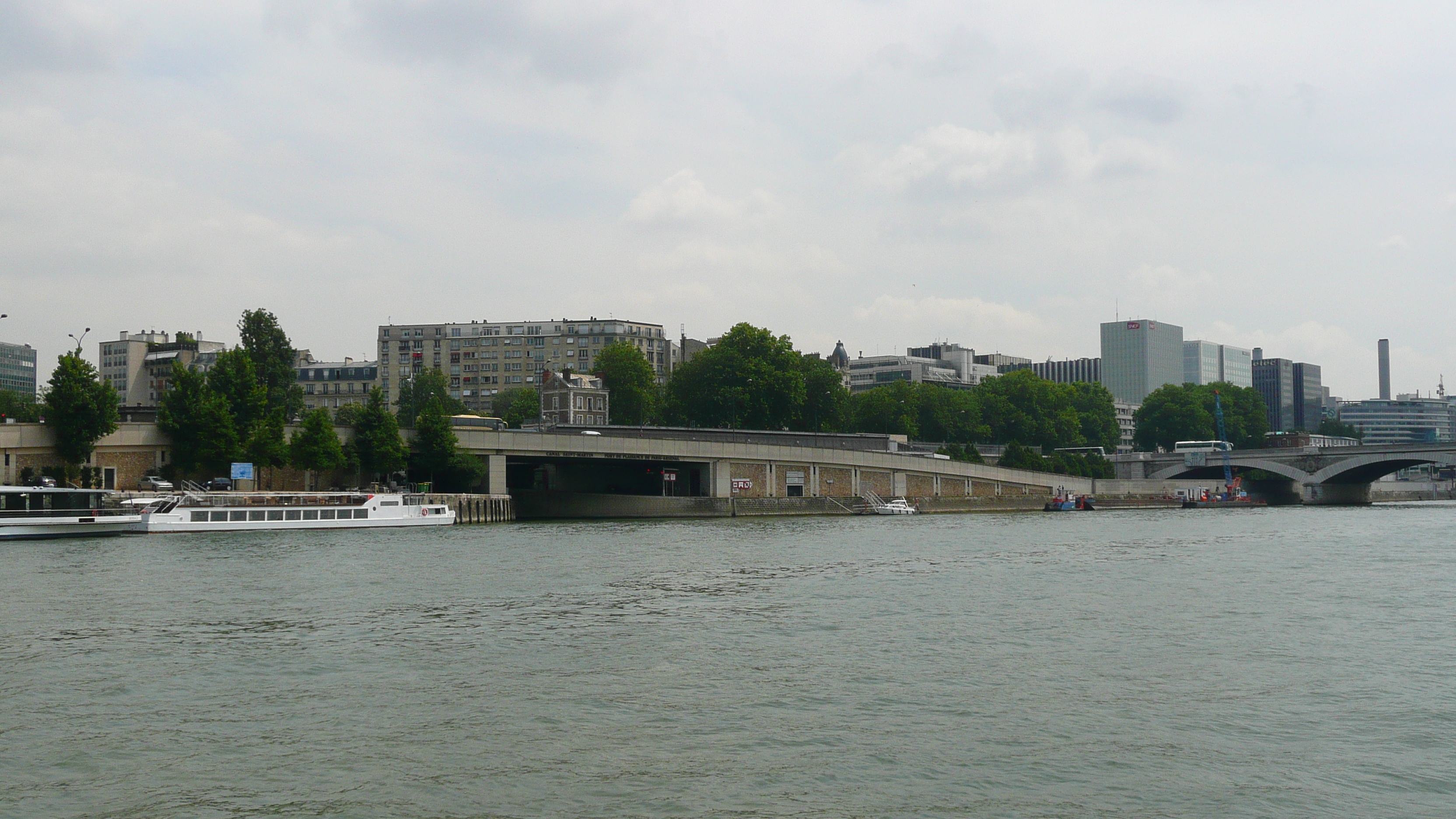 รูปถ่าย ฝรั่งเศส(France) ปารีส(Paris) แม่น้ำแซน(Seine river) 2007-06 161