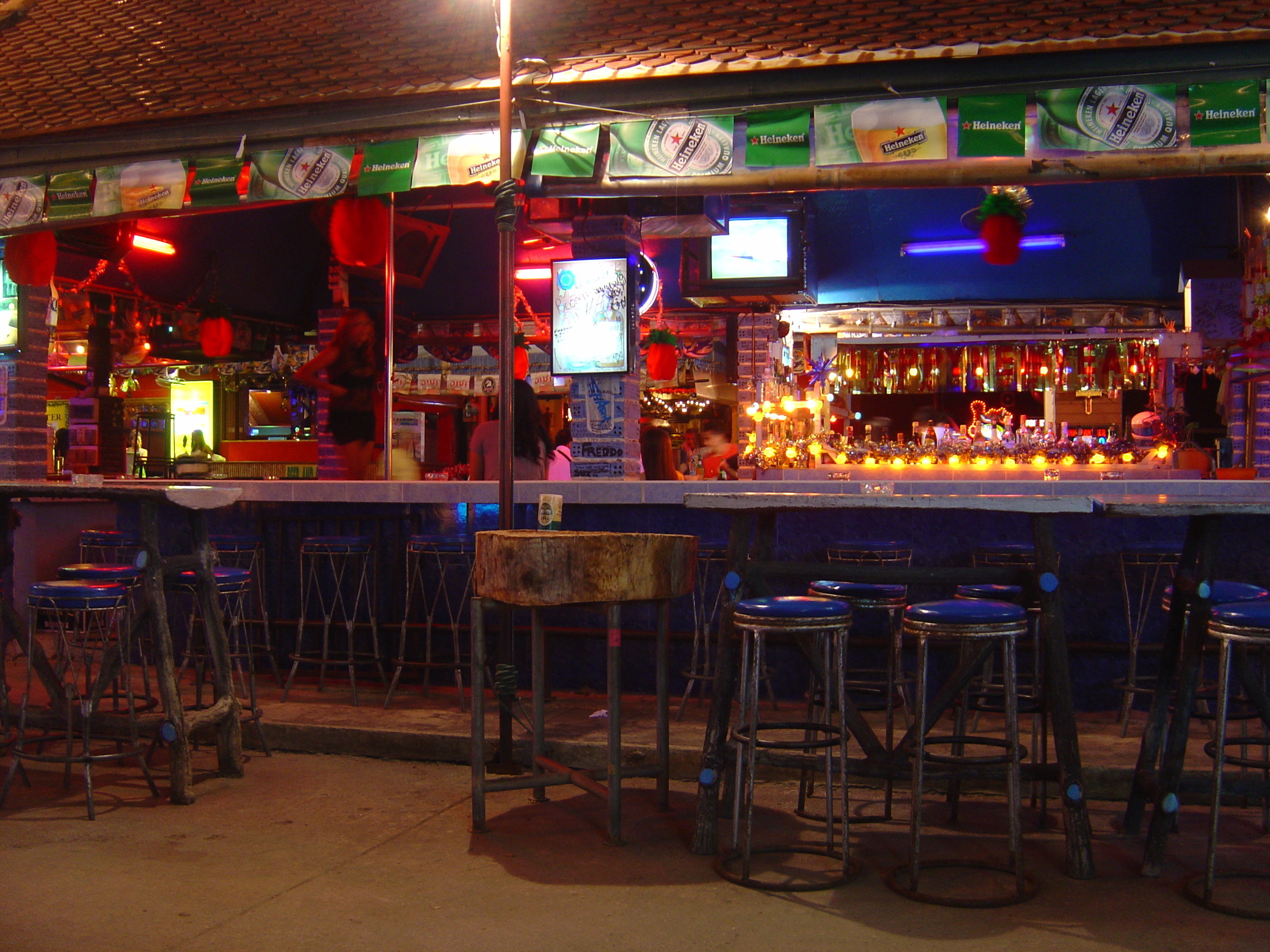 รูปถ่าย ไทย(Thailand) ภูเก็ต(Phuket) ป่าตอง(Patong) สีสันกลางคืน(night) 2005-12 23