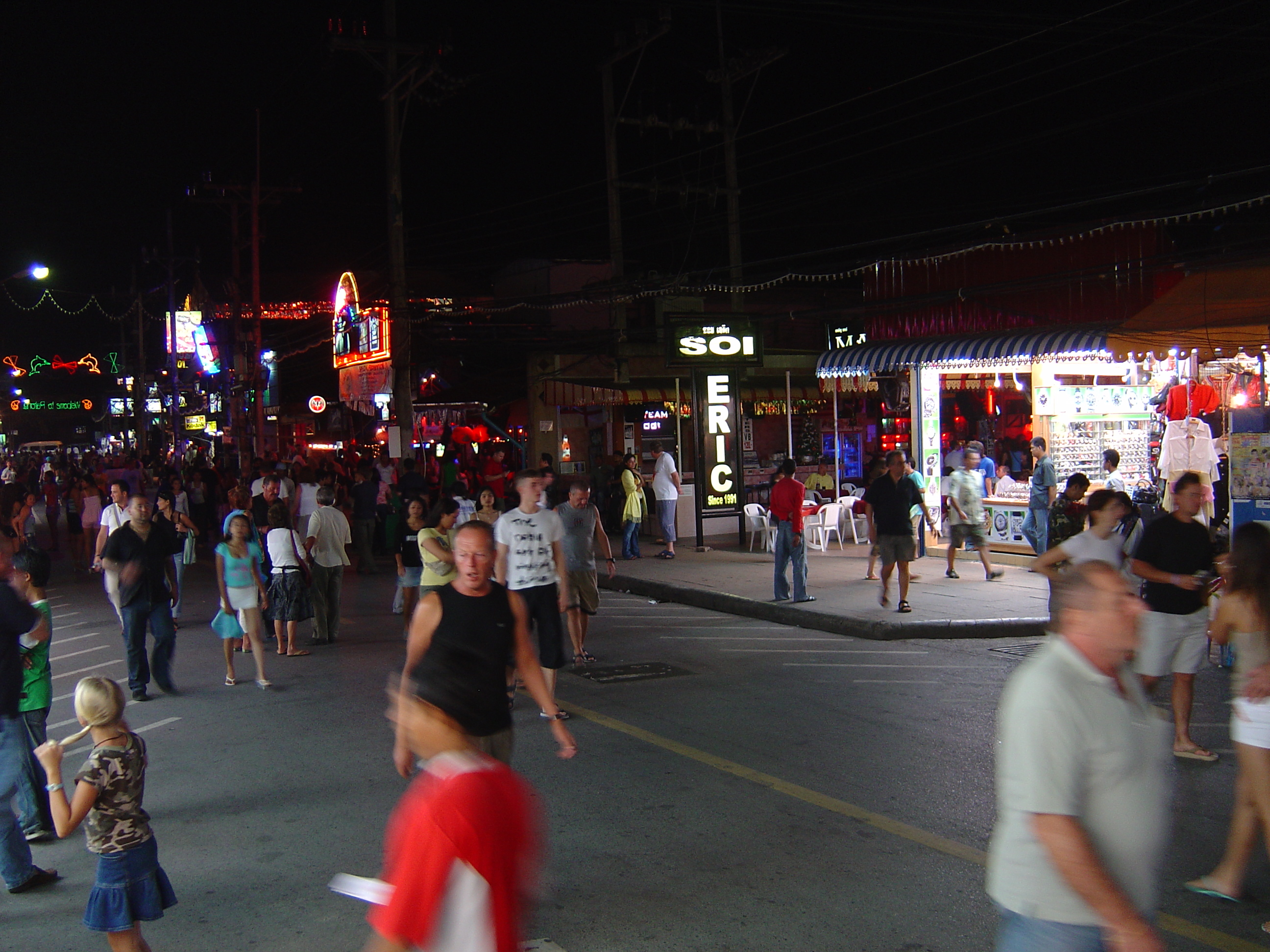 รูปถ่าย ไทย(Thailand) ภูเก็ต(Phuket) ป่าตอง(Patong) สีสันกลางคืน(night) 2005-12 19