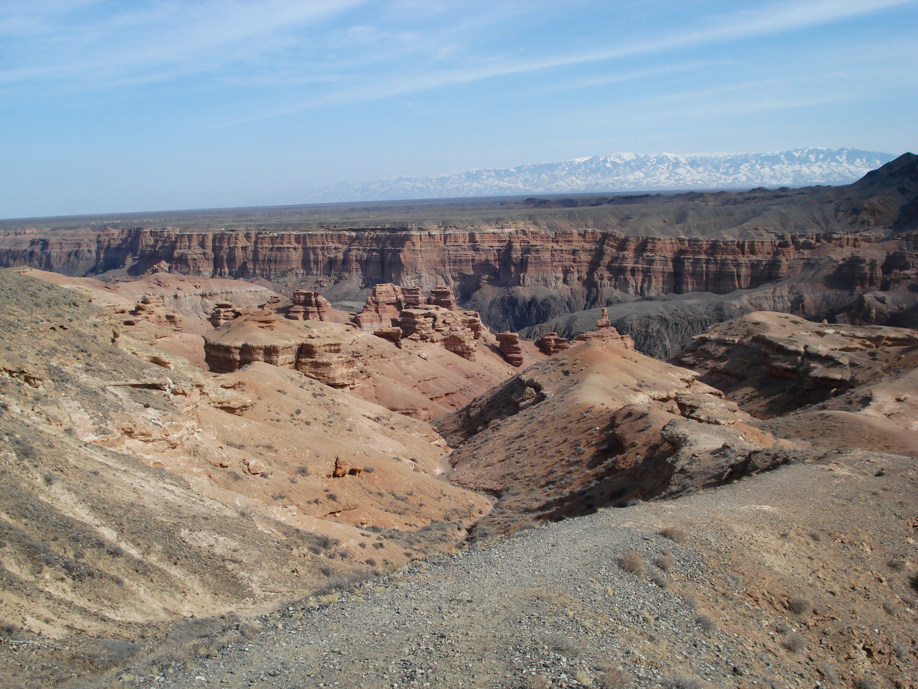 รูปถ่าย คาซัคสถาน(Kazakhstan) หุบผาชารึน(Charyn Canyon) 2007-03 40