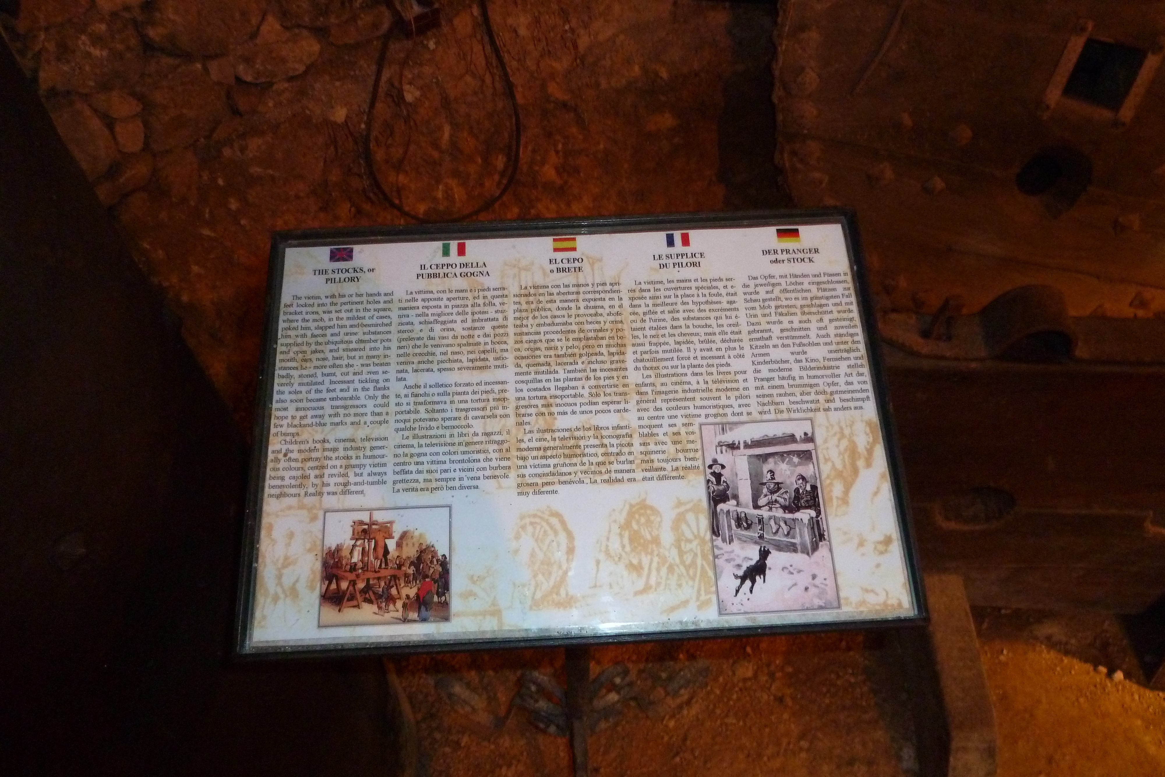 รูปถ่าย ฝรั่งเศส(France) บ้านป้อมเดอเรญัก(Maison Forte de Reignac) 2010-08 70