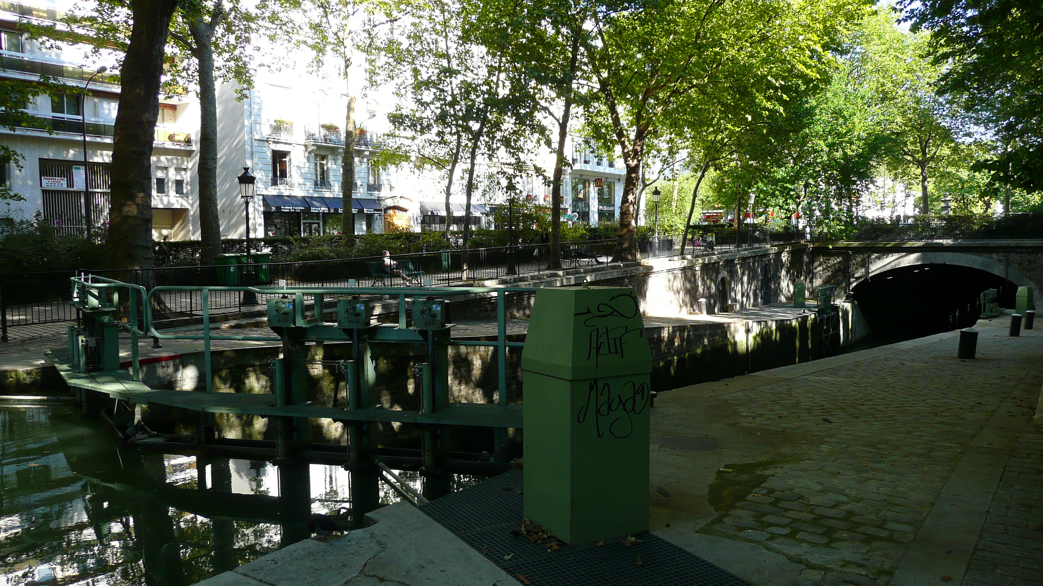 รูปถ่าย ฝรั่งเศส(France) ปารีส(Paris) คลองแซ็ง-มาร์แต็ง(Canal St Martin) 2007-08 11