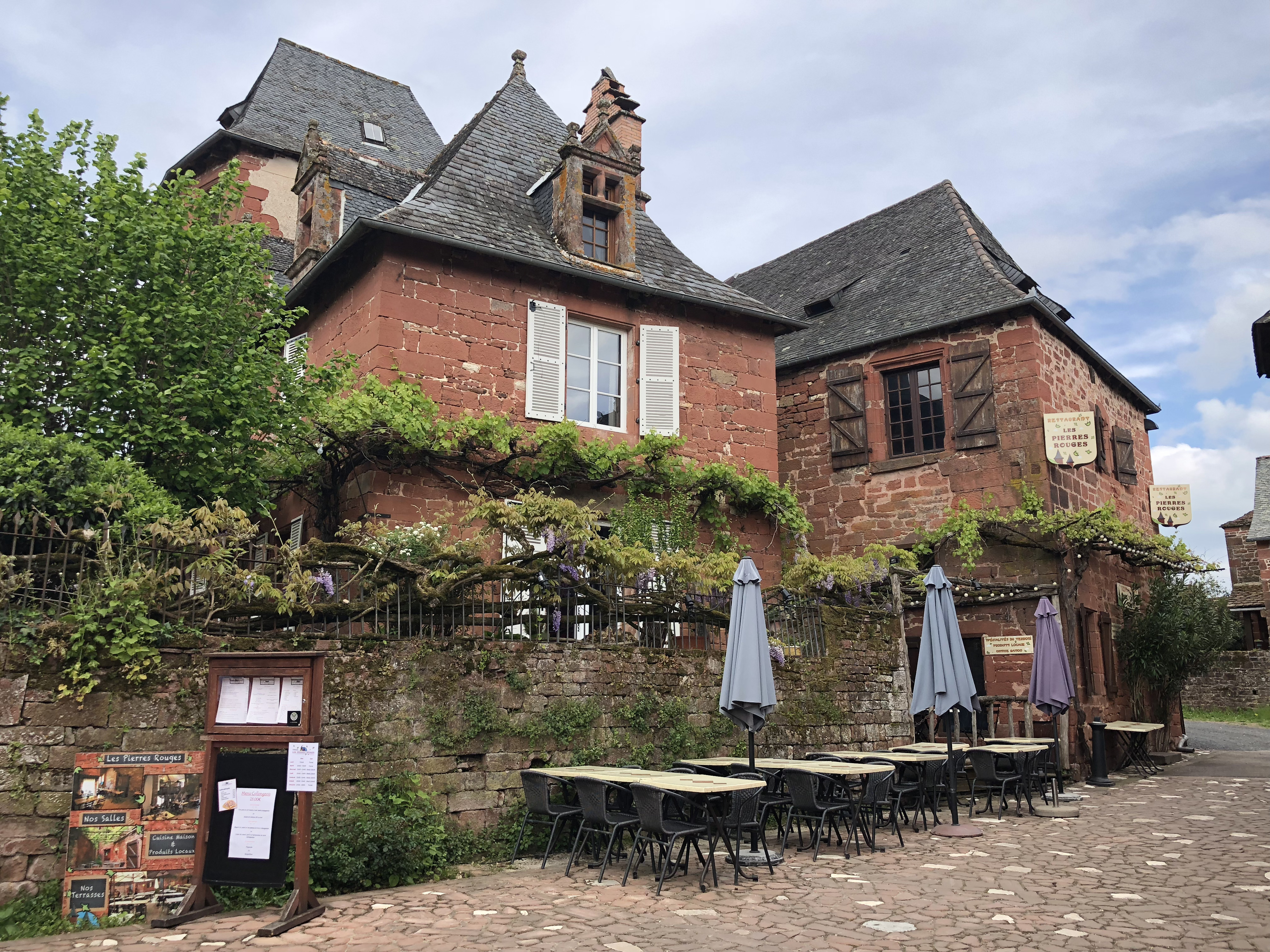 รูปถ่าย ฝรั่งเศส(France) กอลงฌ์-ลา-รูฌ(Collonges la Rouge) 2018-04 9