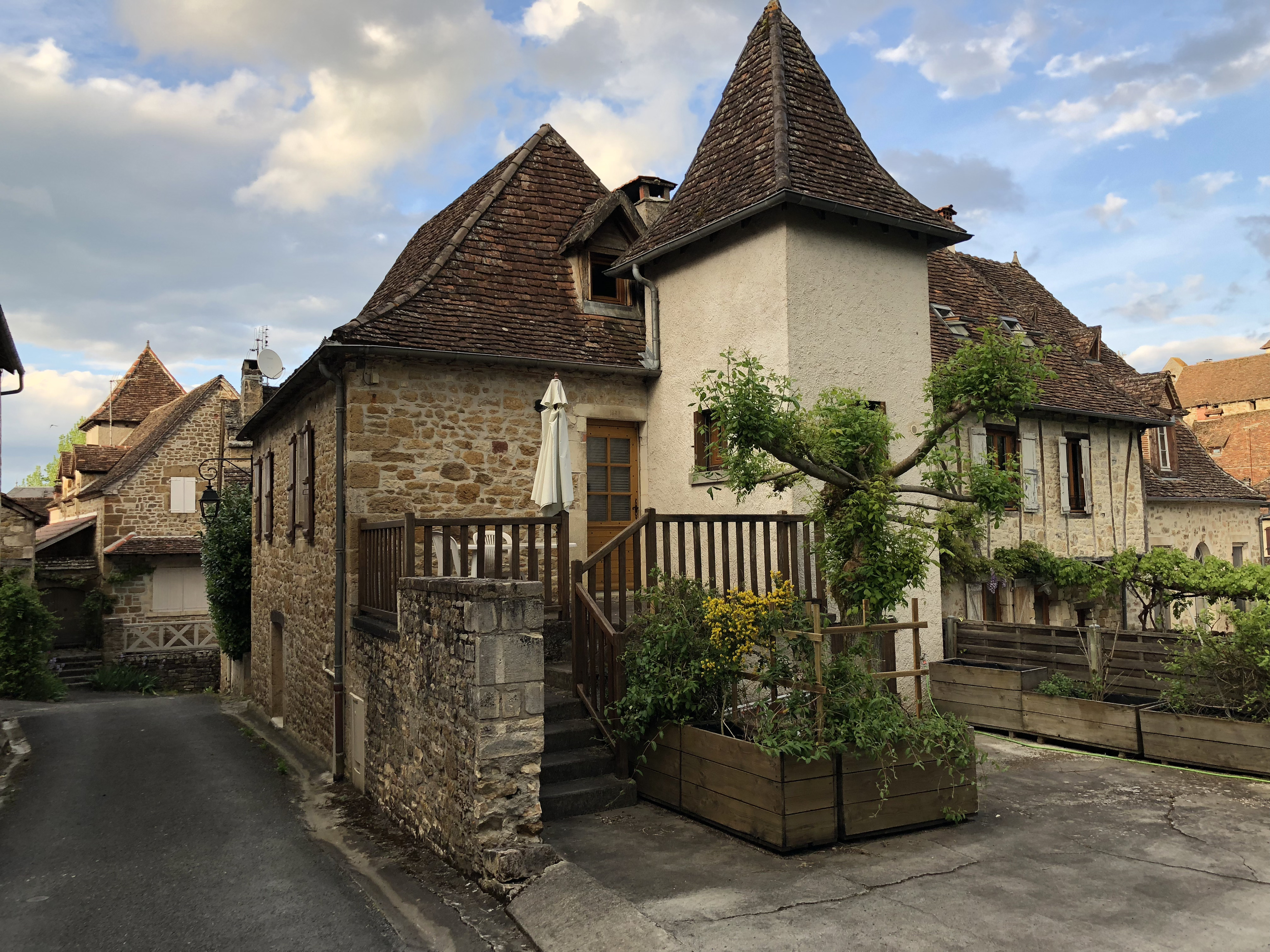 รูปถ่าย ฝรั่งเศส(France) กาเรนนัก(Carennac) 2018-04 47