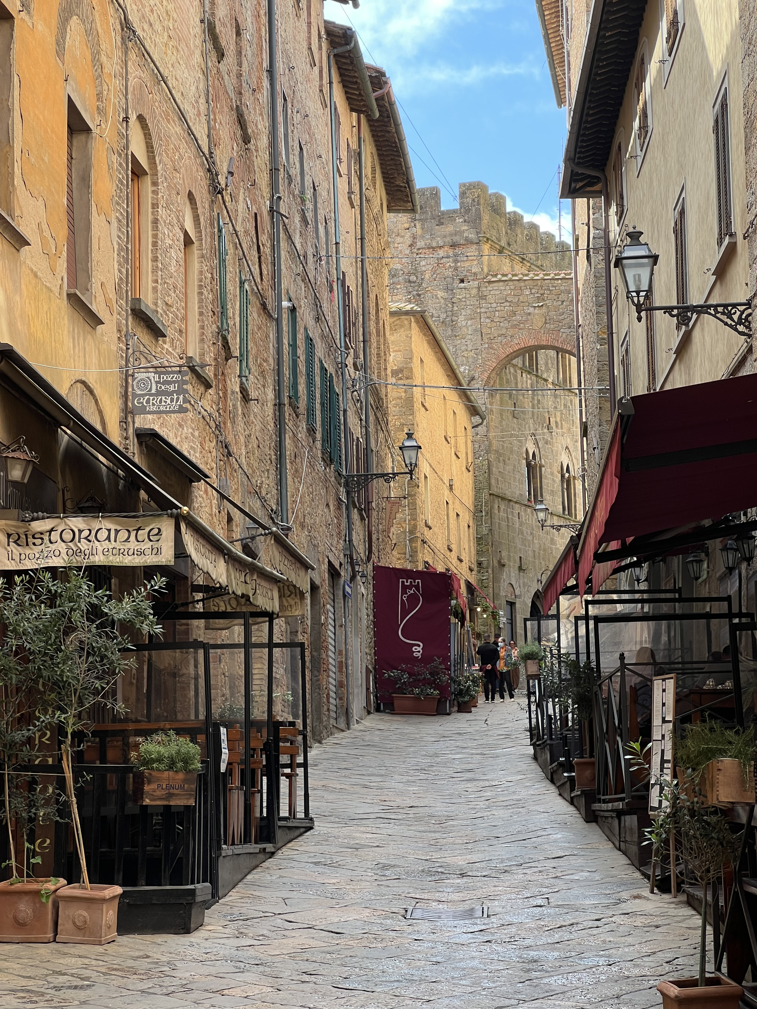 รูปถ่าย อิตาลี(Italy) วอลแตร์รา(Volterra) 2021-09 23