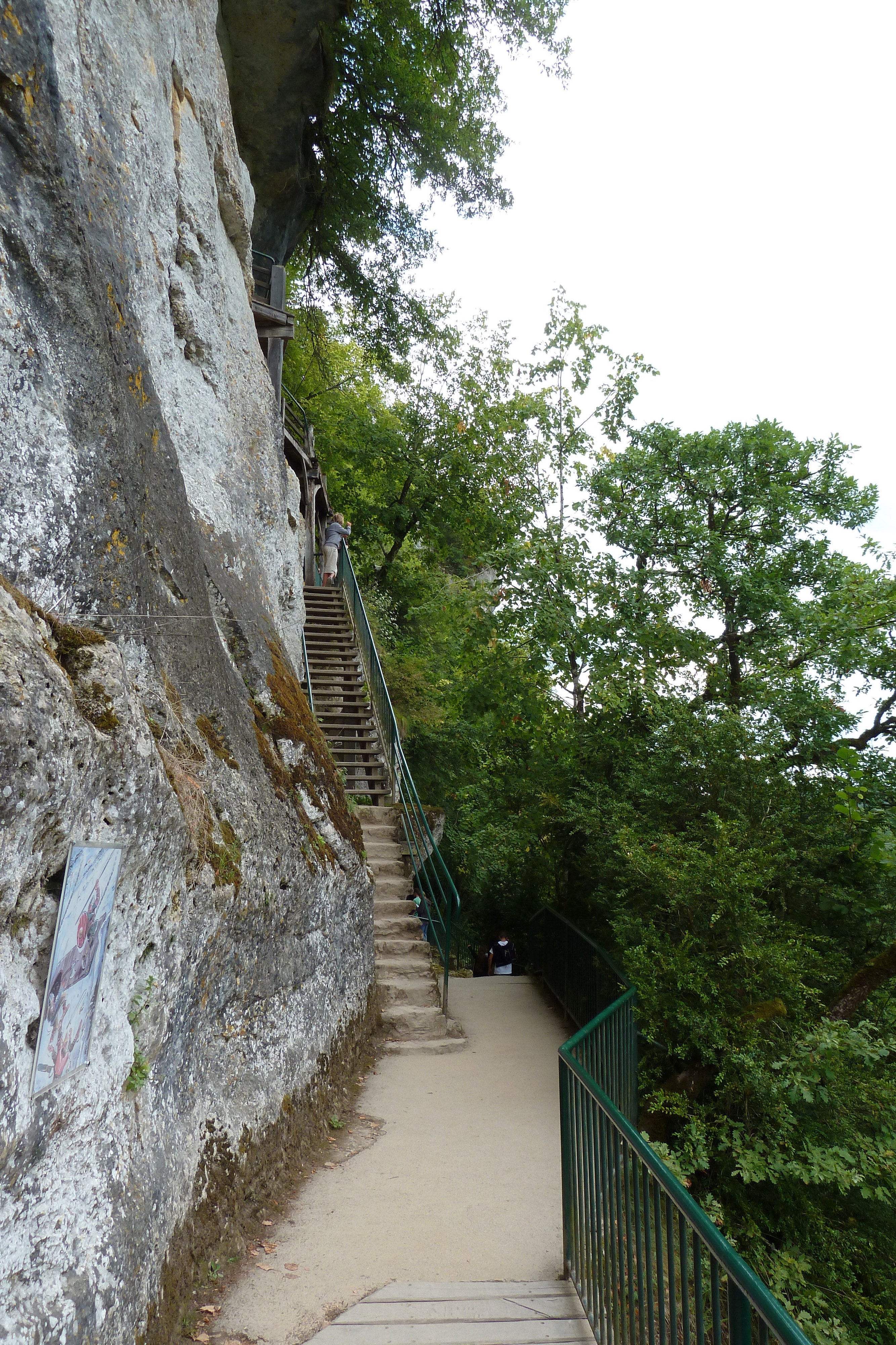 รูปถ่าย ฝรั่งเศส(France) ลาร็อกแซ็งคริสตอฟ(La Roque St Christophe) 2010-08 32