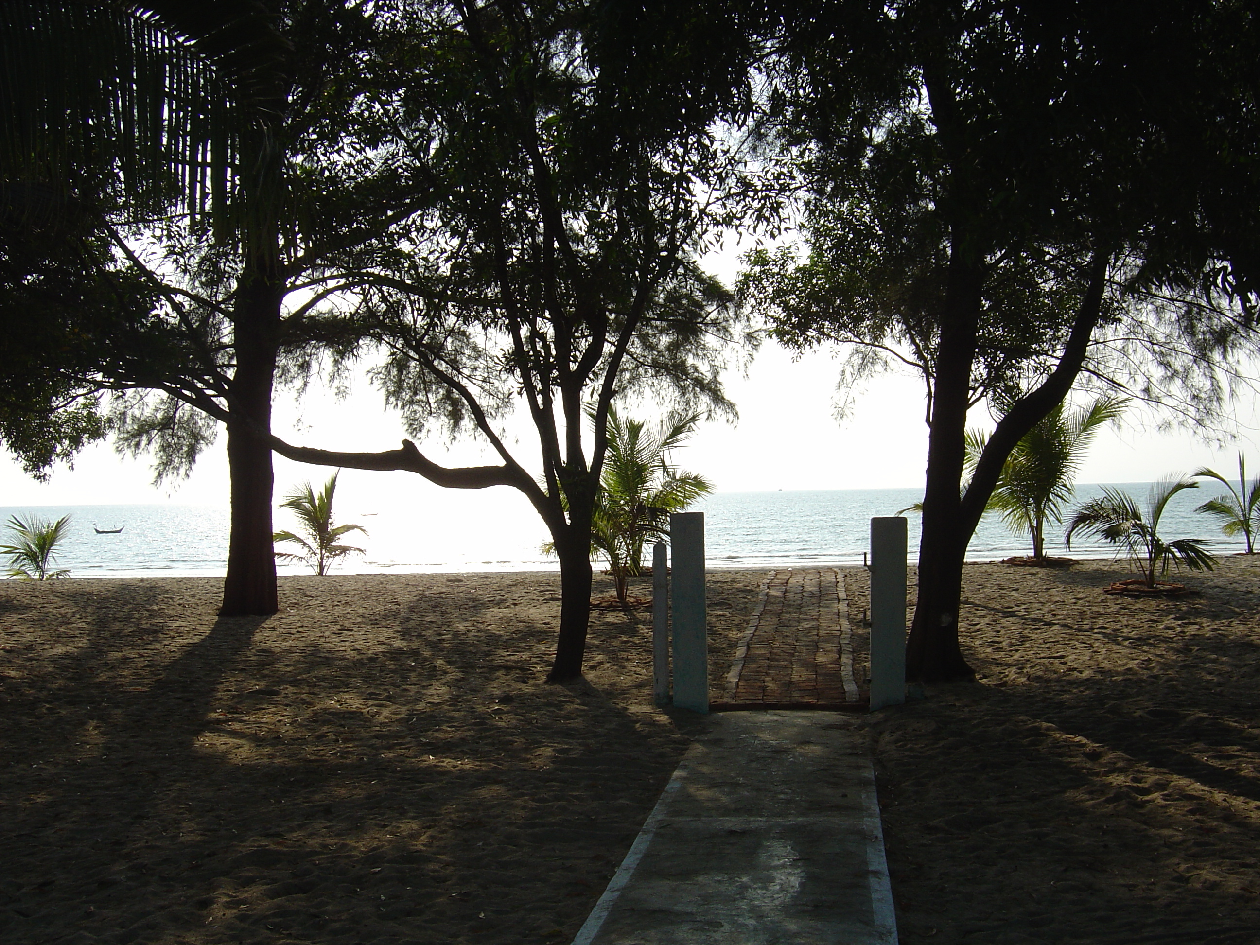 รูปถ่าย พม่า(Myanmar) หาดหม่องมะกัน(Maungmagan beach) 2005-01 54