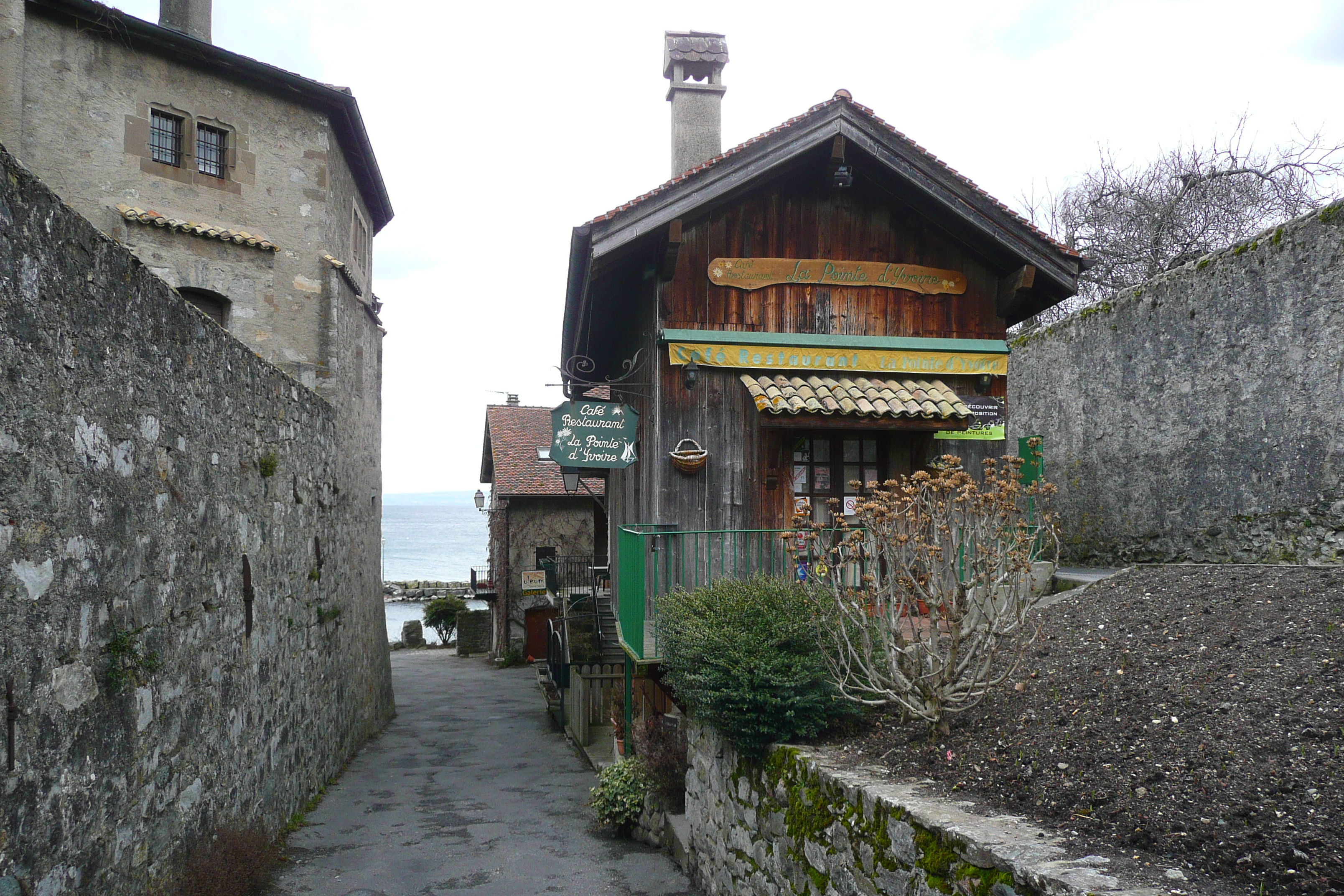 รูปถ่าย ฝรั่งเศส(France) อีวัวเรอ(Yvoire) 2010-02 17