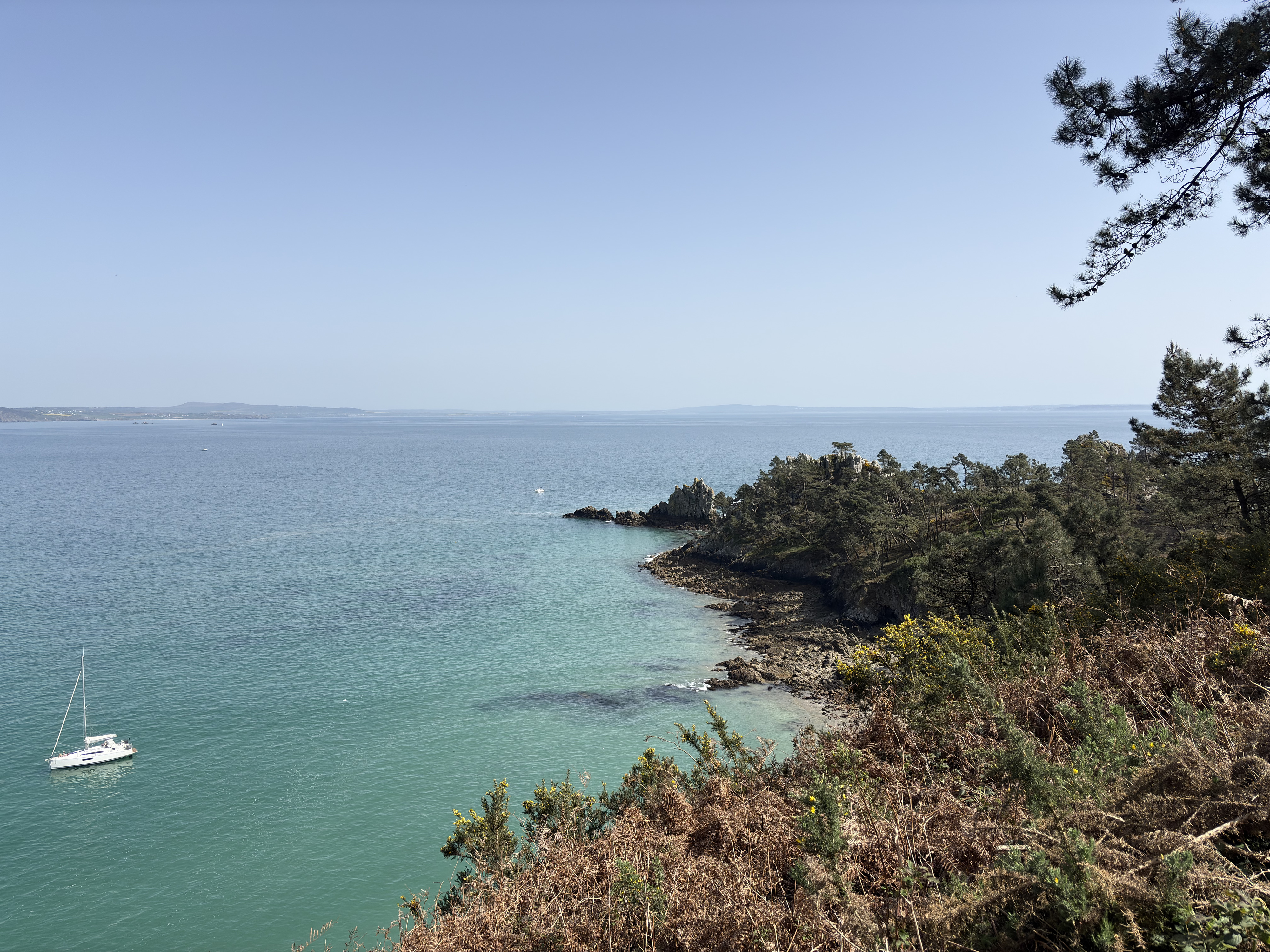 รูปถ่าย ฝรั่งเศส(France) โกรซง(Crozon) หาดอีลวีแยร์ฌ(Ile Vierge Beach) 2026-04 27