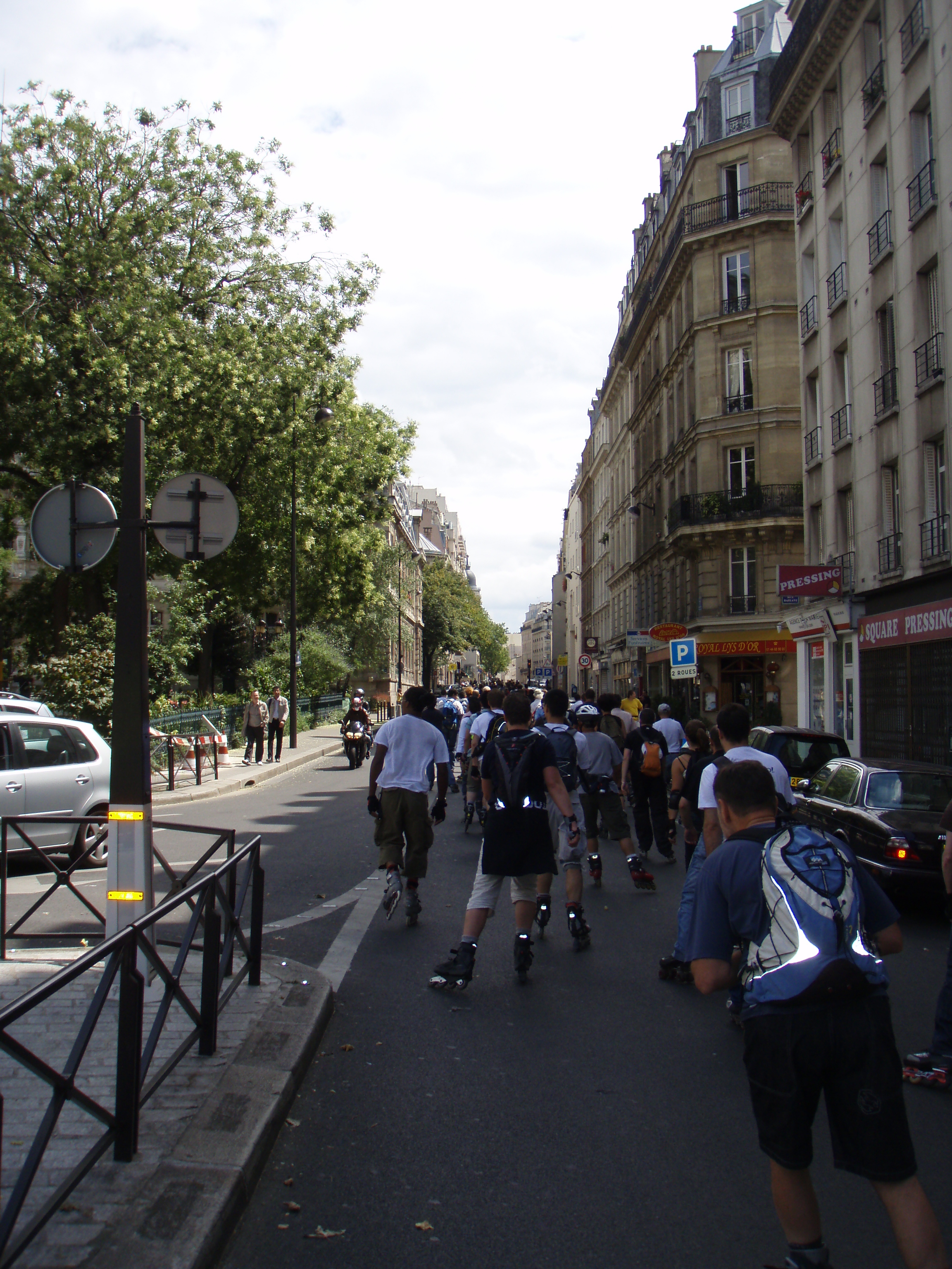 รูปถ่าย ฝรั่งเศส(France) ปารีส(Paris) เล่นสเก็ตในปารีส(Randonnee Roller et Coquillages) 2007-07 132