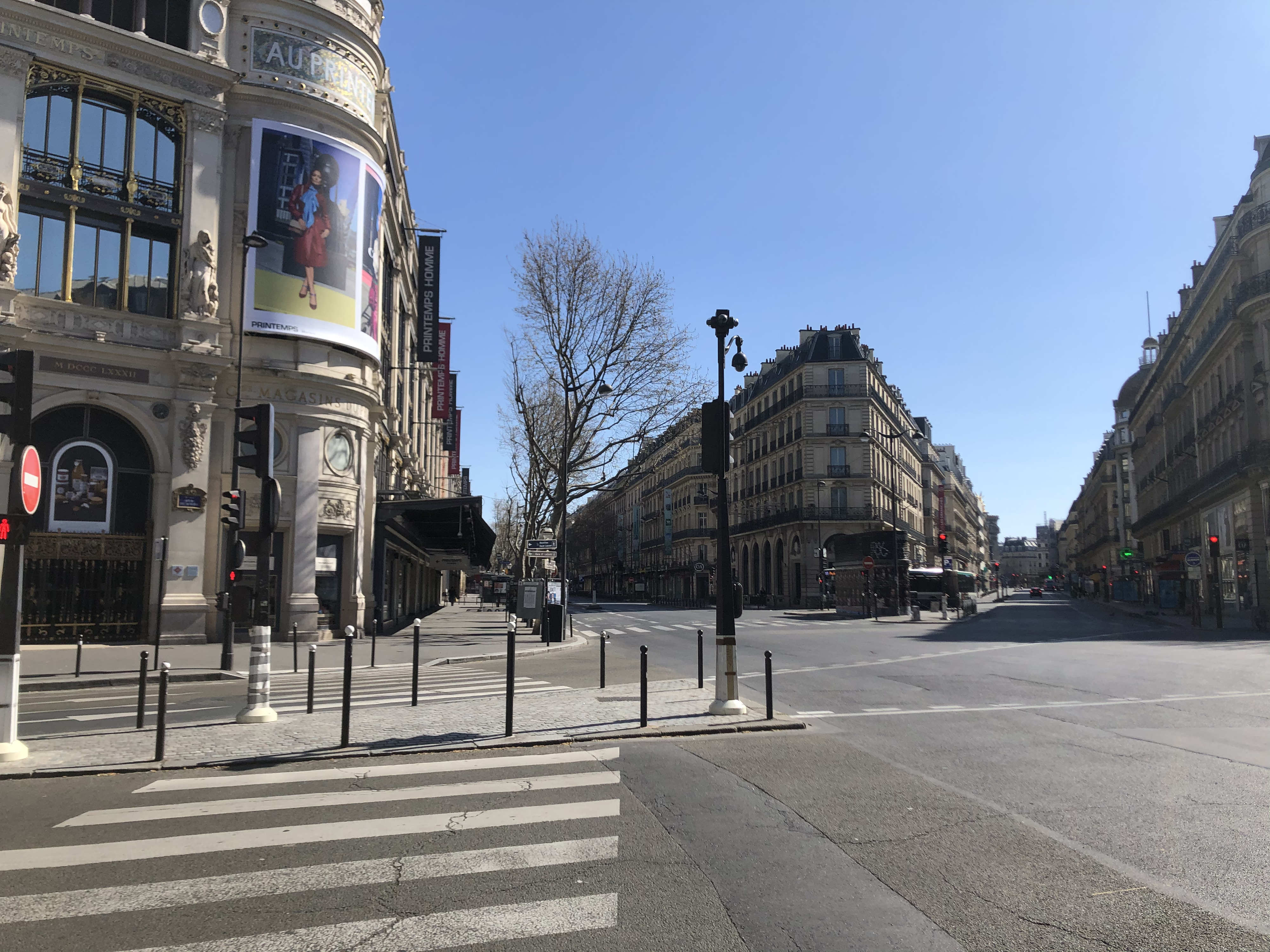 รูปถ่าย ฝรั่งเศส(France) ปารีสช่วงล็อกดาวน์(Paris lockdown) 2020-03 36