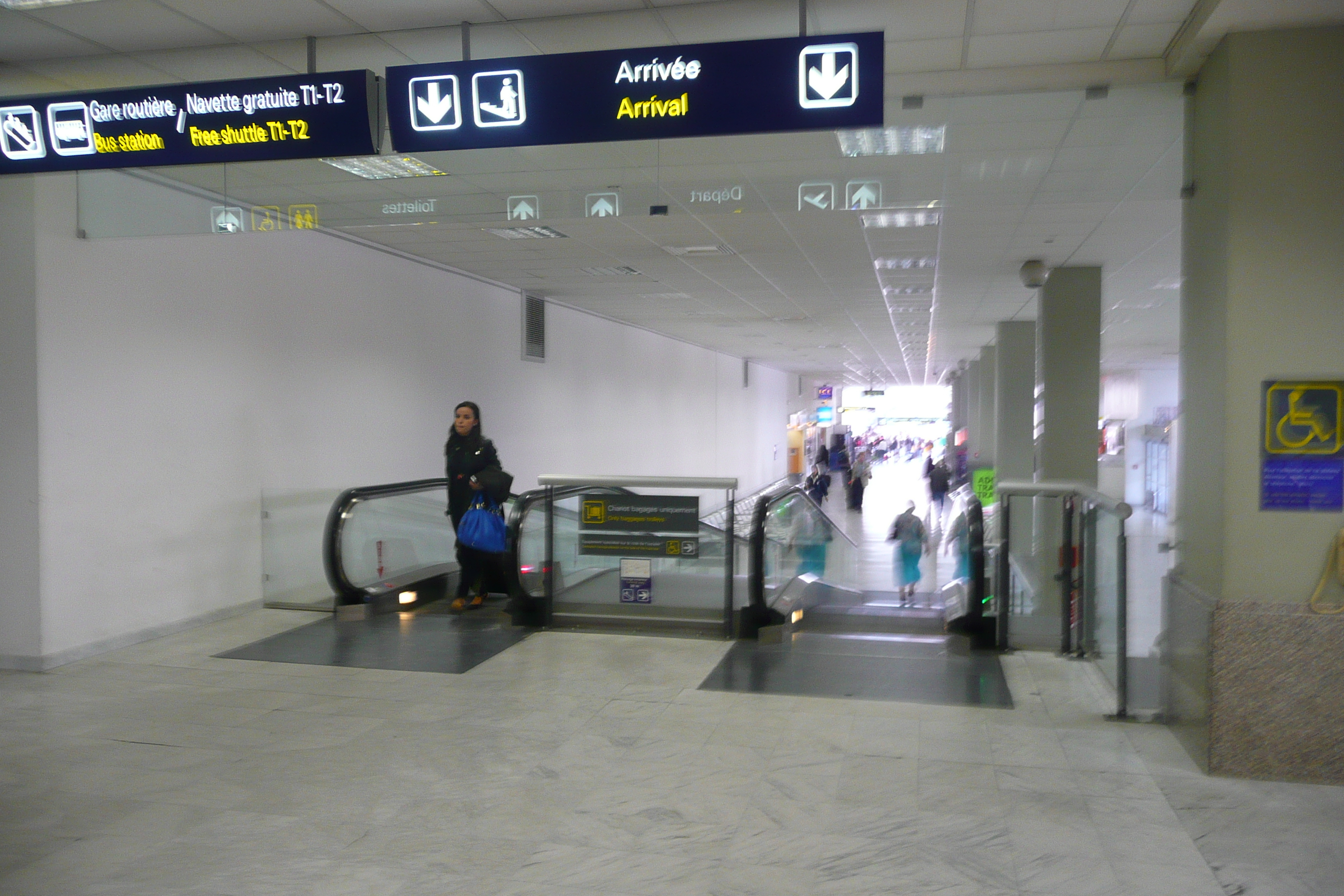 รูปถ่าย ฝรั่งเศส(France) ท่าอากาศยานนีซ(Nice Airport) 2008-04 5