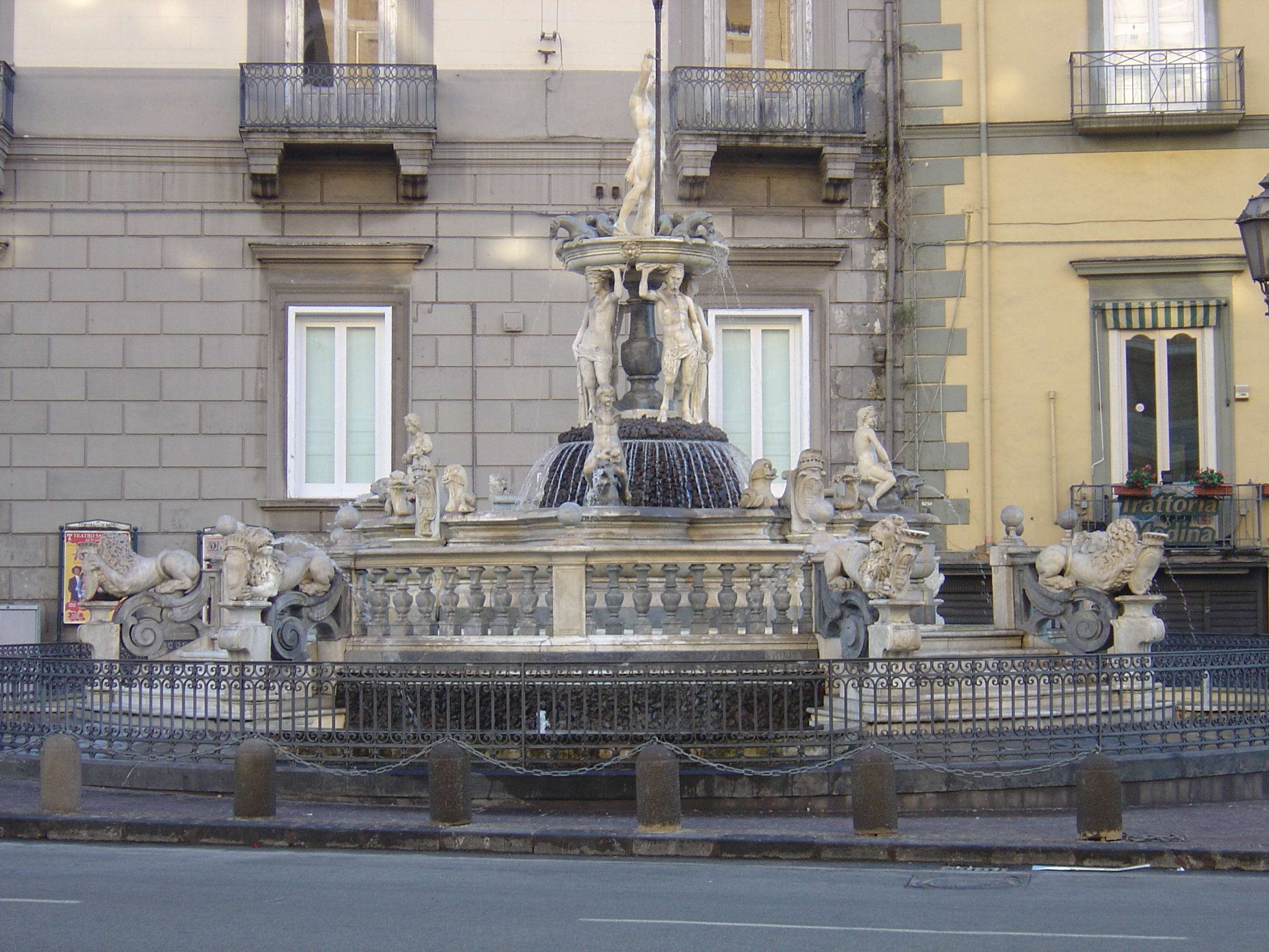 รูปถ่าย อิตาลี(Italy) นาโปลี(Naples) 2004-11 67
