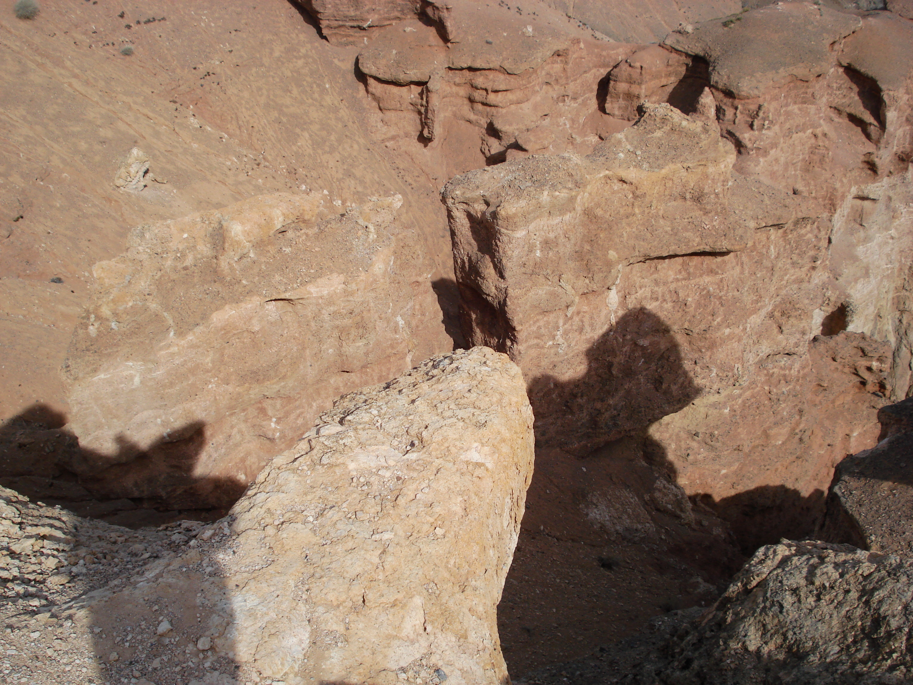 รูปถ่าย คาซัคสถาน(Kazakhstan) หุบผาชารึน(Charyn Canyon) 2007-03 126