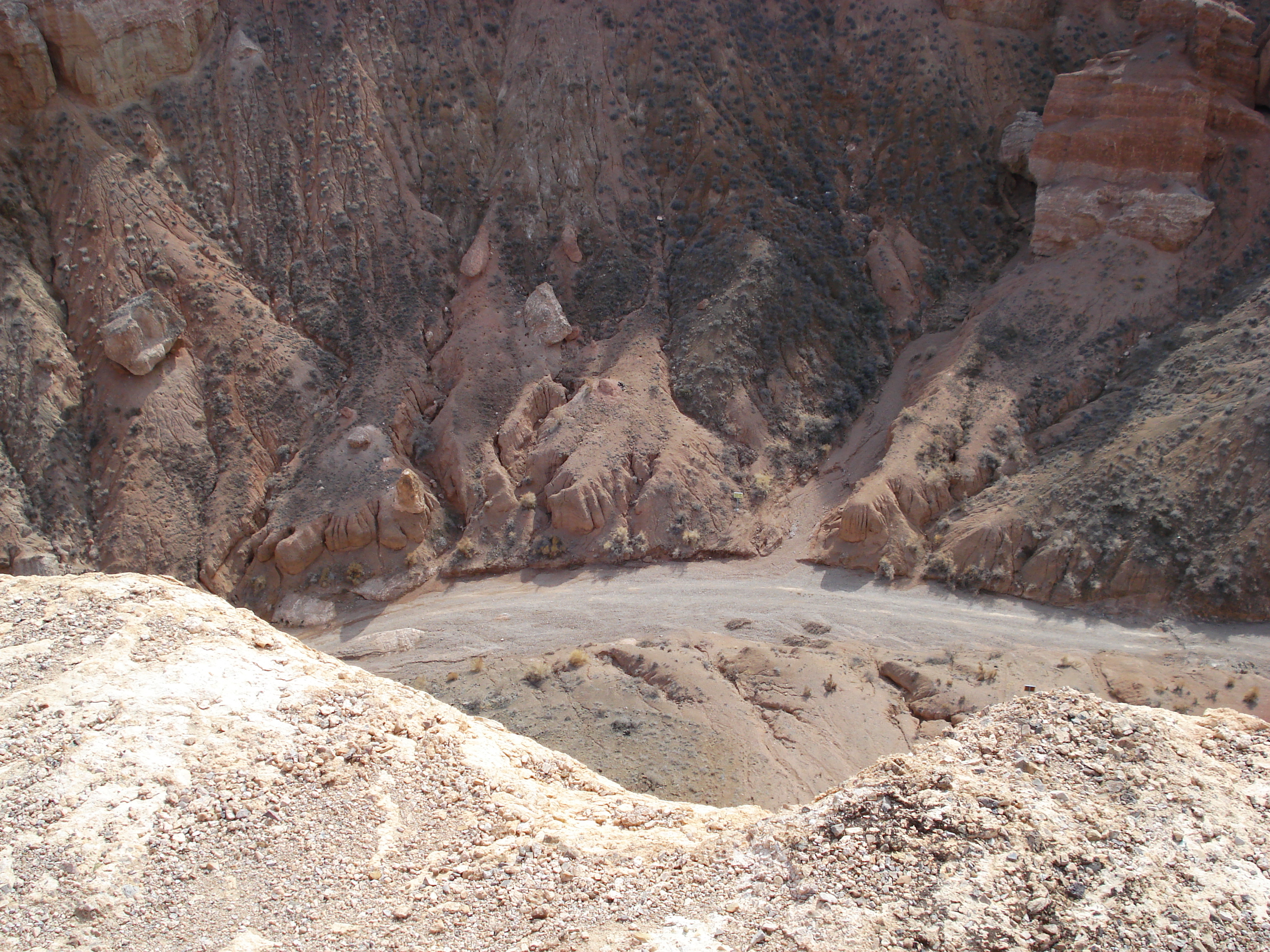 รูปถ่าย คาซัคสถาน(Kazakhstan) หุบผาชารึน(Charyn Canyon) 2007-03 138