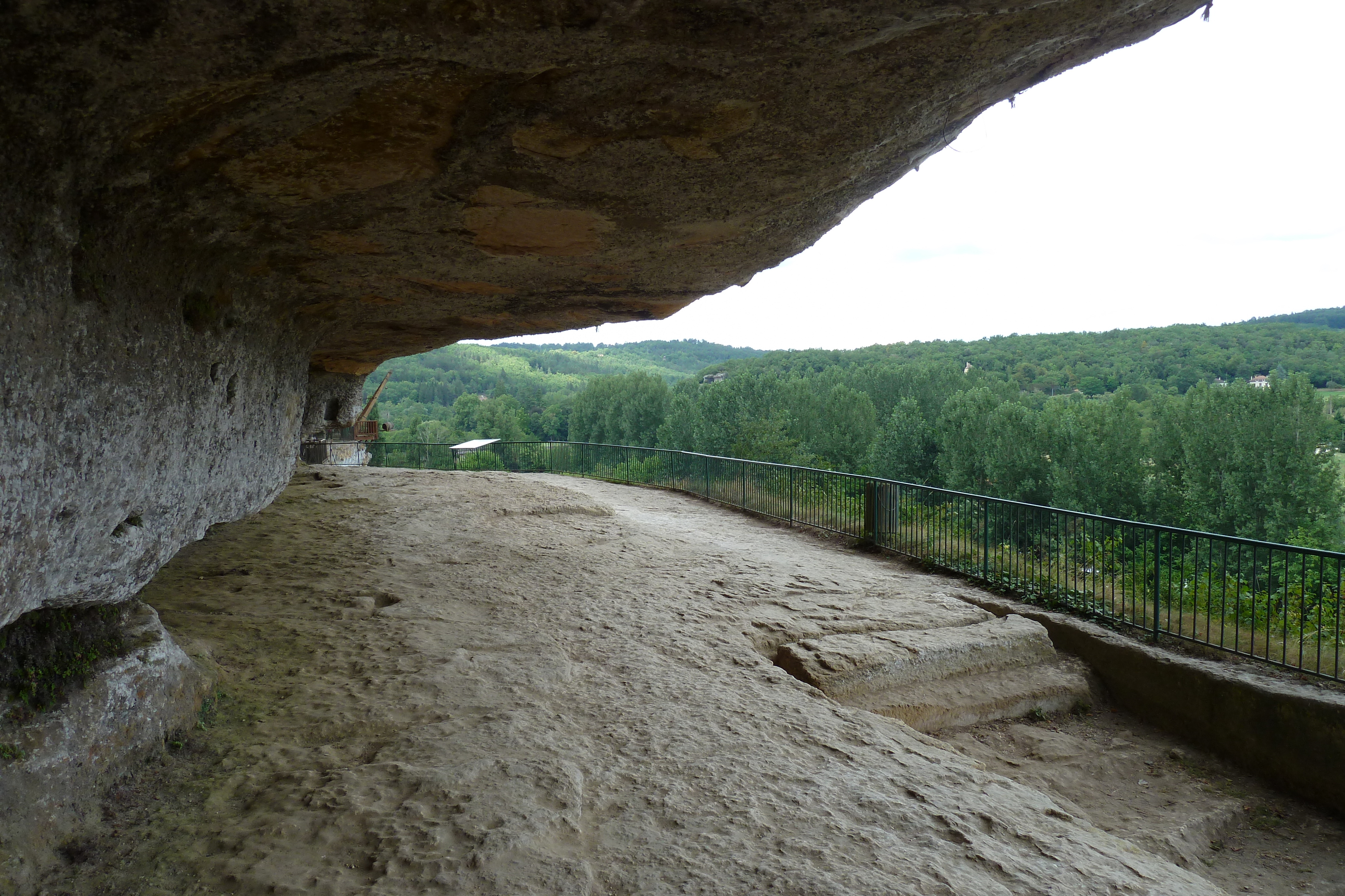 รูปถ่าย ฝรั่งเศส(France) ลาร็อกแซ็งคริสตอฟ(La Roque St Christophe) 2010-08 6