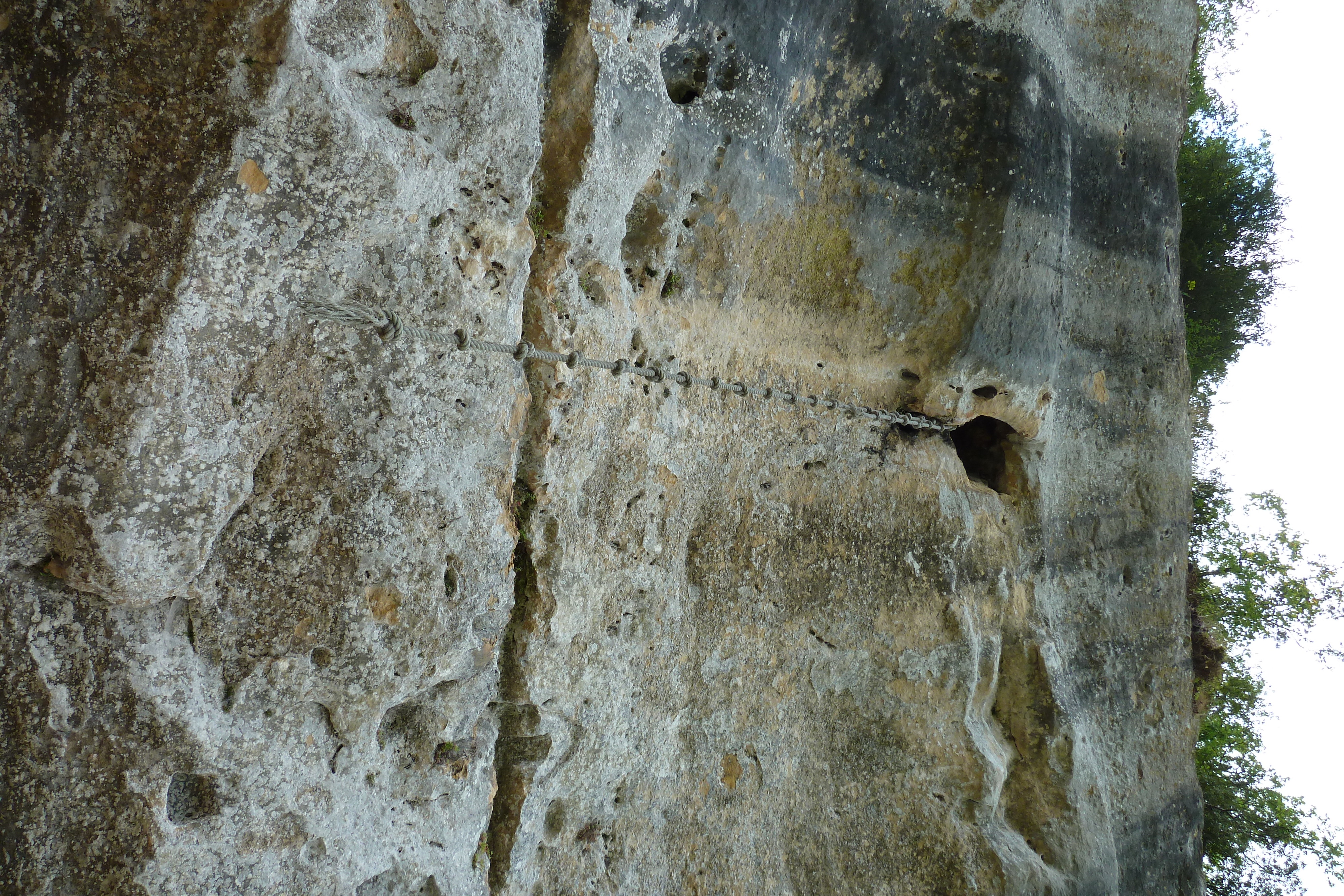 รูปถ่าย ฝรั่งเศส(France) ลาร็อกแซ็งคริสตอฟ(La Roque St Christophe) 2010-08 17