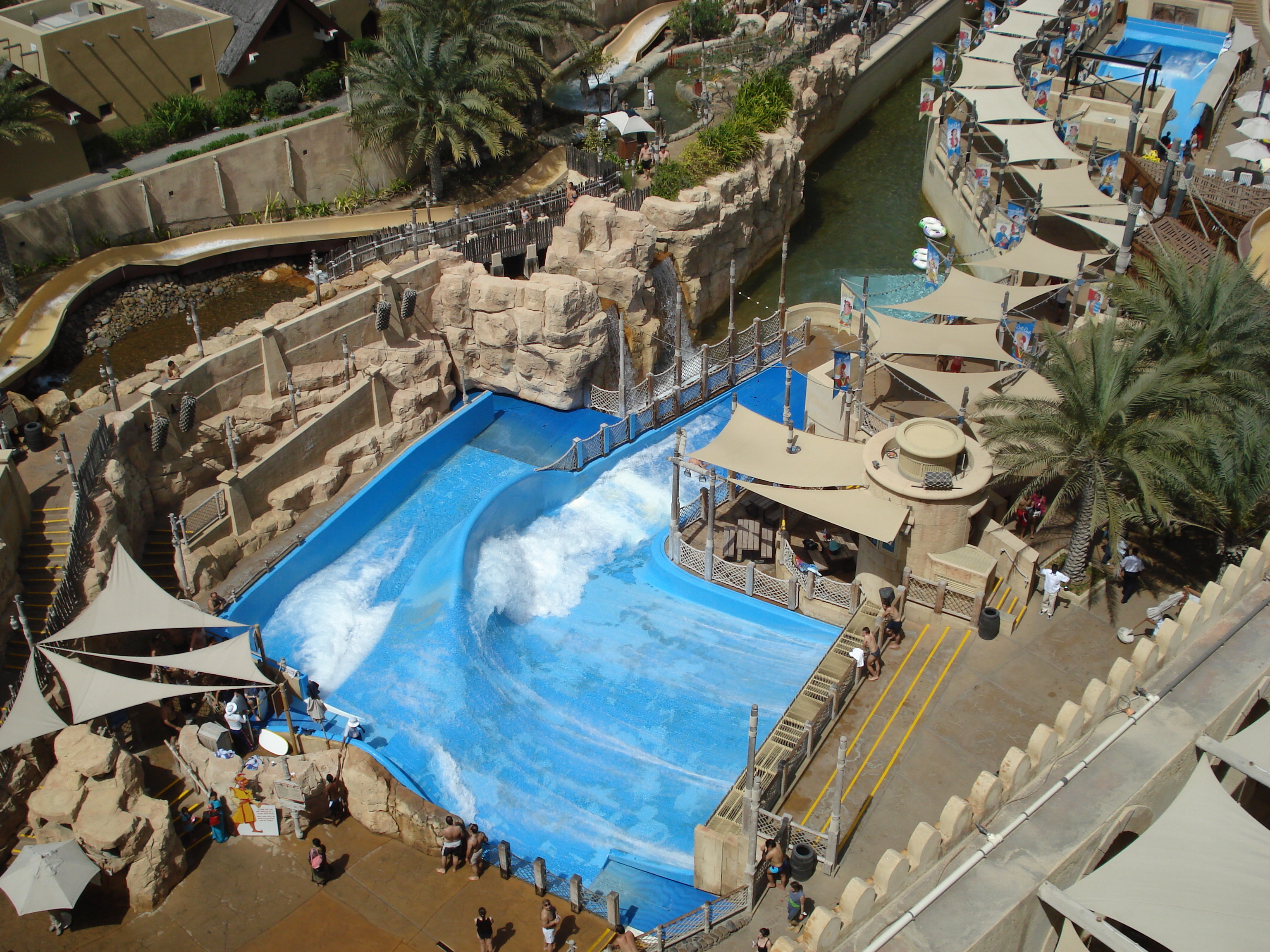รูปถ่าย สหรัฐอาหรับเอมิเรตส์(United Arab Emirates) ดูไบ(Dubai) สวนน้ำไวลด์วาดี(Wild Wadi) 2007-03 20