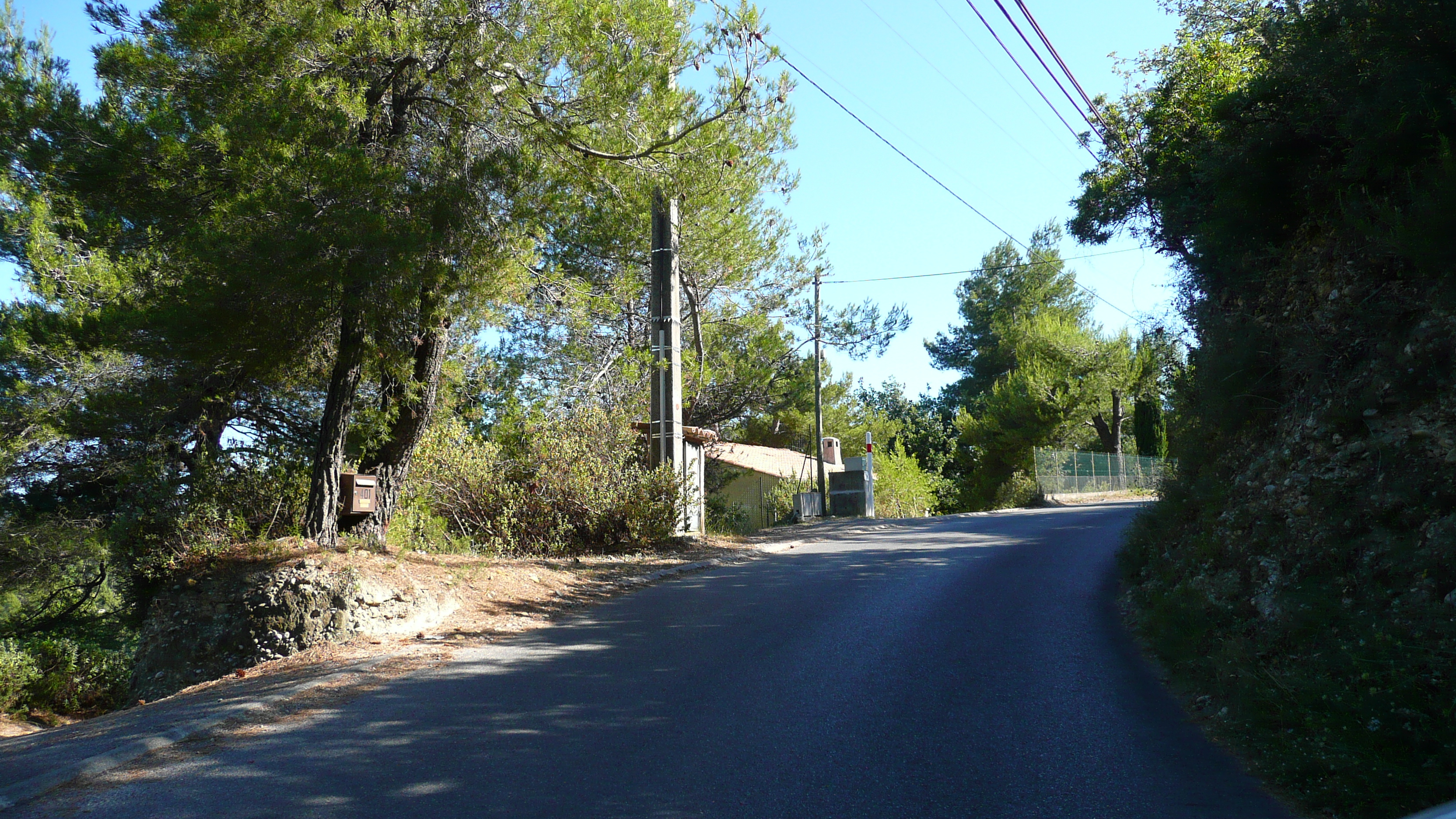 รูปถ่าย ฝรั่งเศส(France) ลาโกด(La Gaude) 2007-07 12