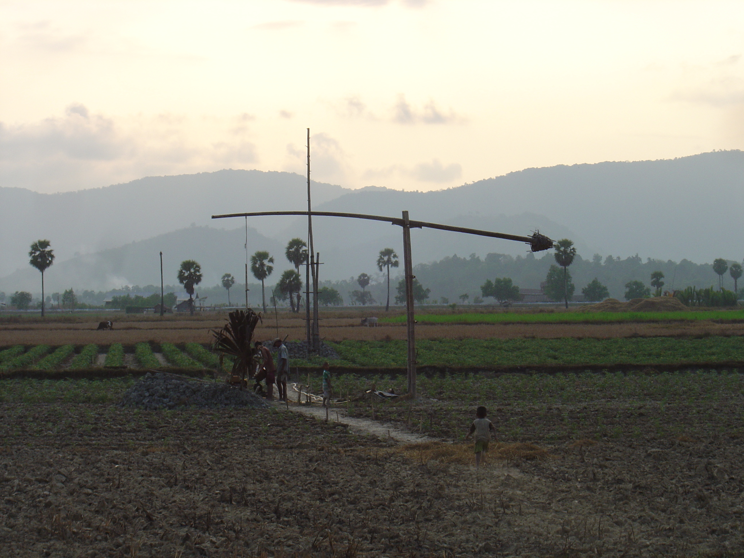 รูปถ่าย พม่า(Myanmar) ถนนจากทวายไปหาดหม่องมะกัน(Road from Dawei to Maungmagan beach) 2005-01 40