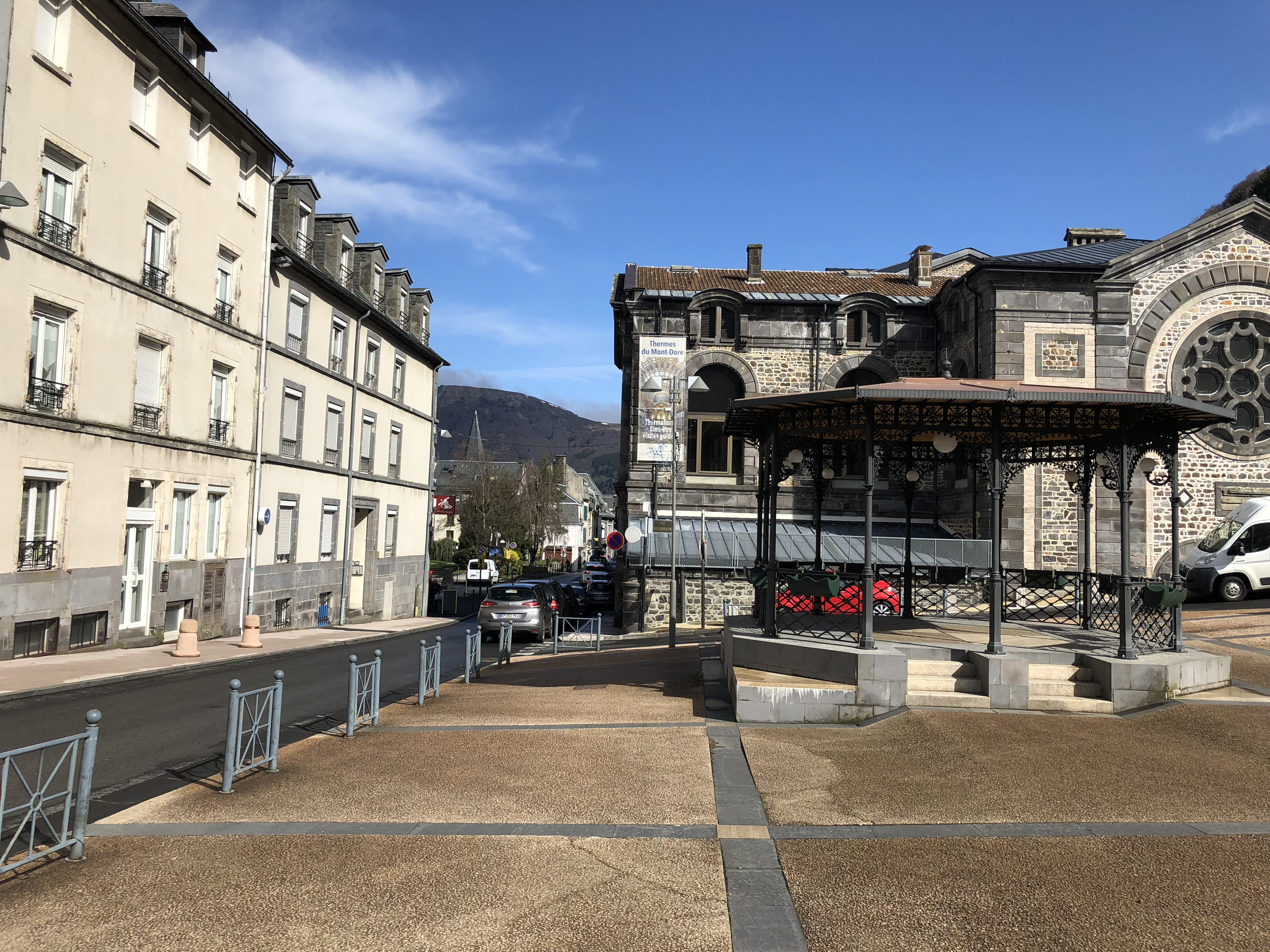 รูปถ่าย ฝรั่งเศส(France) เลอมงดอร์(Le mont dore) 2018-04 30
