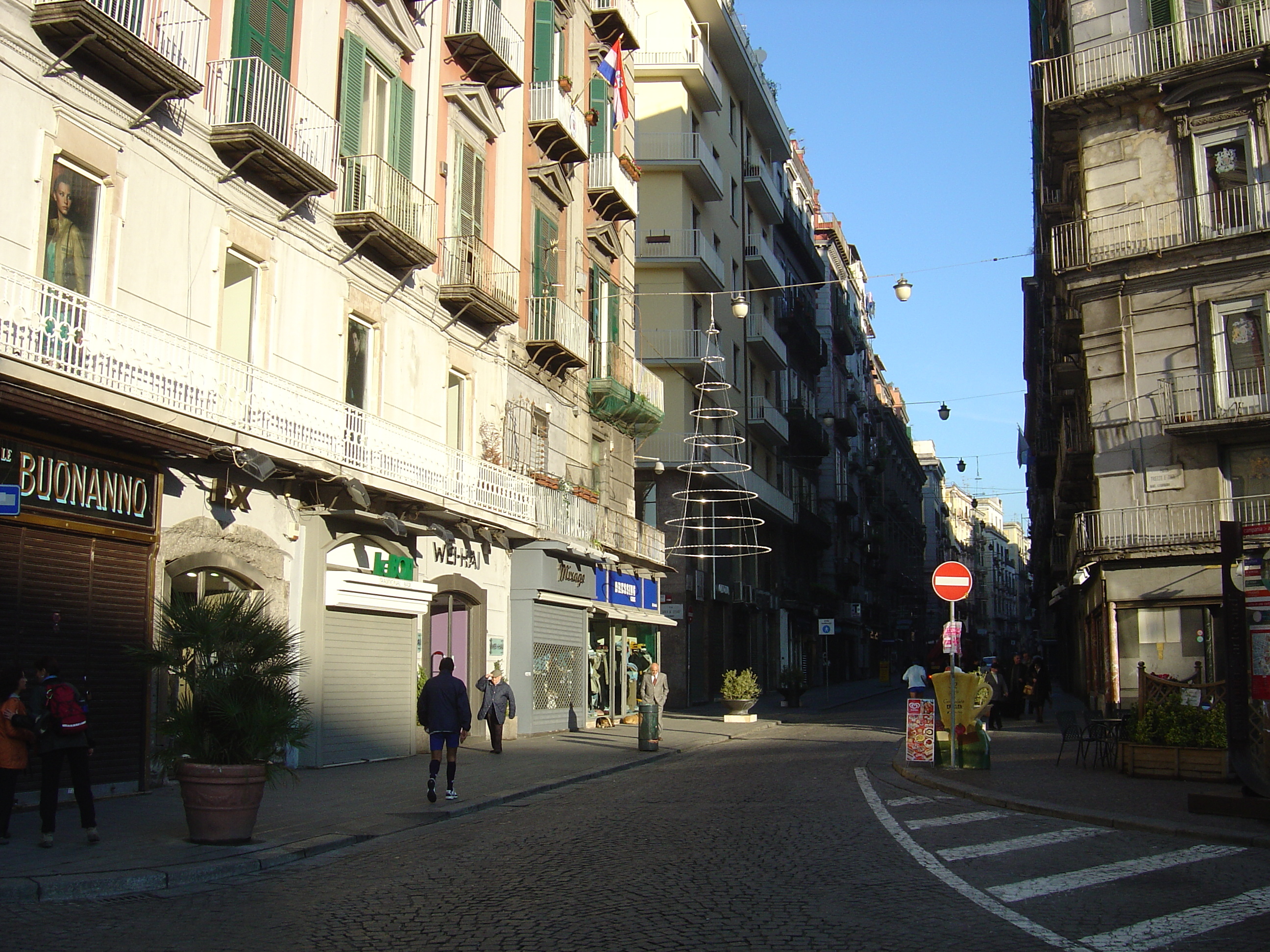 รูปถ่าย อิตาลี(Italy) นาโปลี(Naples) 2004-11 44
