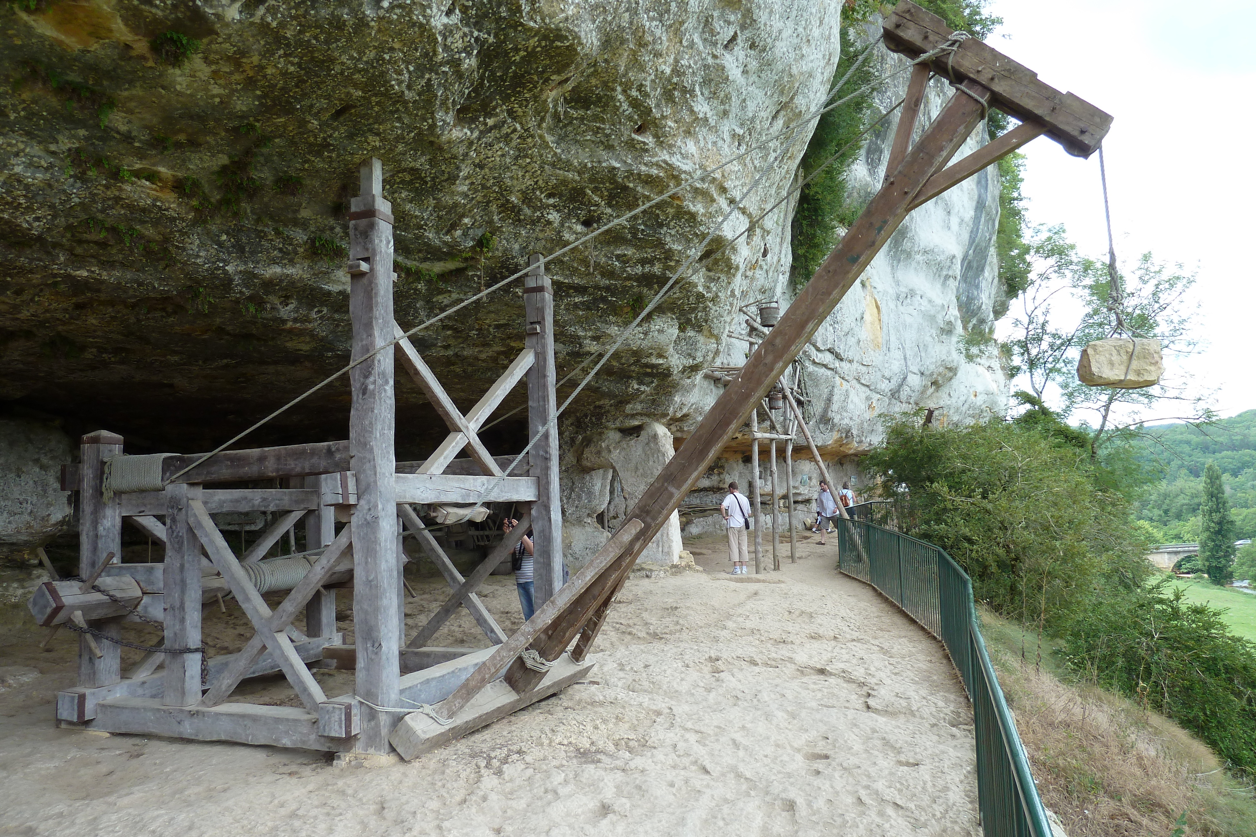 รูปถ่าย ฝรั่งเศส(France) ลาร็อกแซ็งคริสตอฟ(La Roque St Christophe) 2010-08 27