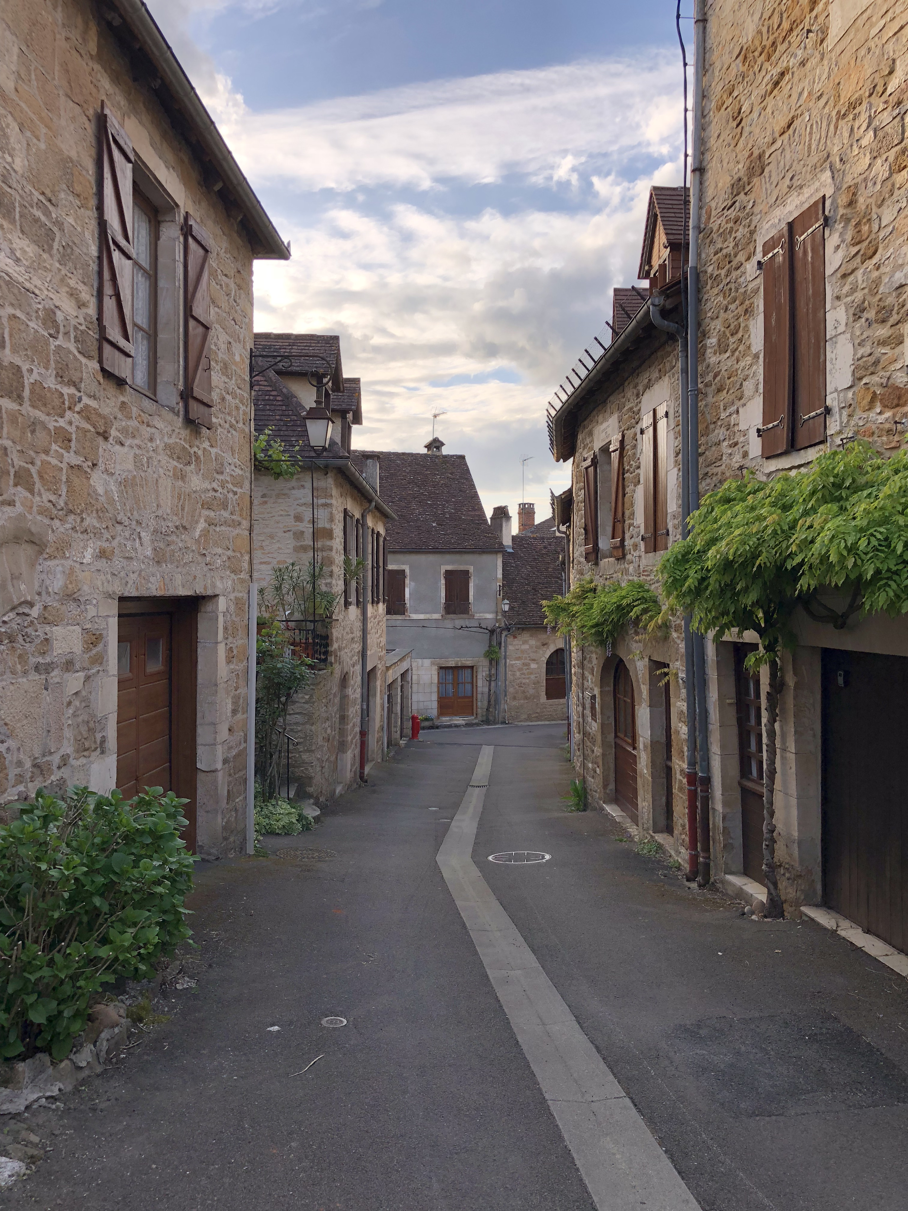 รูปถ่าย ฝรั่งเศส(France) กาเรนนัก(Carennac) 2018-04 36
