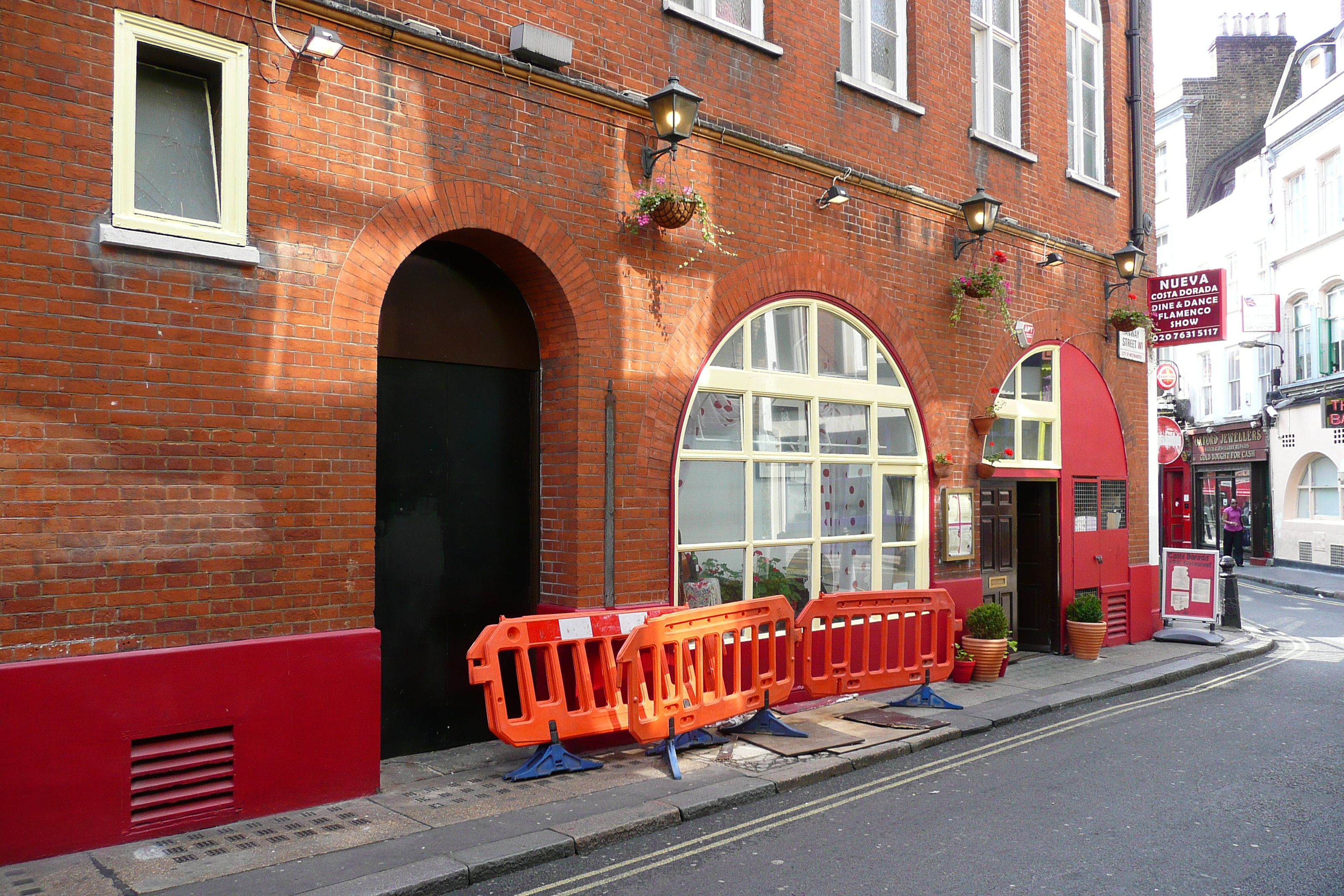 รูปถ่าย อังกฤษ(United Kingdom) ลอนดอน(London) ถนนแฮนเวย์(Hanway Street) 2007-09 14