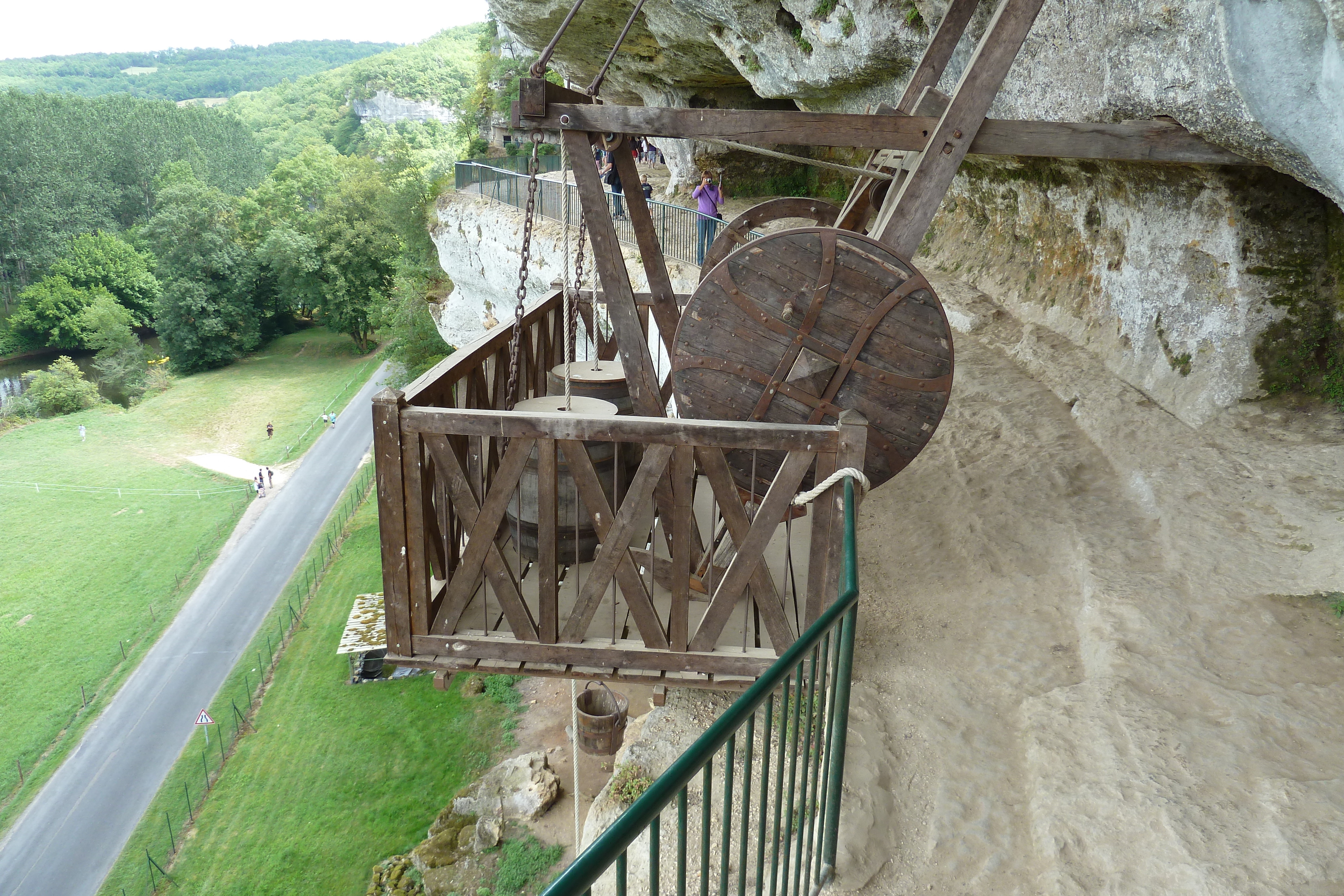 รูปถ่าย ฝรั่งเศส(France) ลาร็อกแซ็งคริสตอฟ(La Roque St Christophe) 2010-08 64